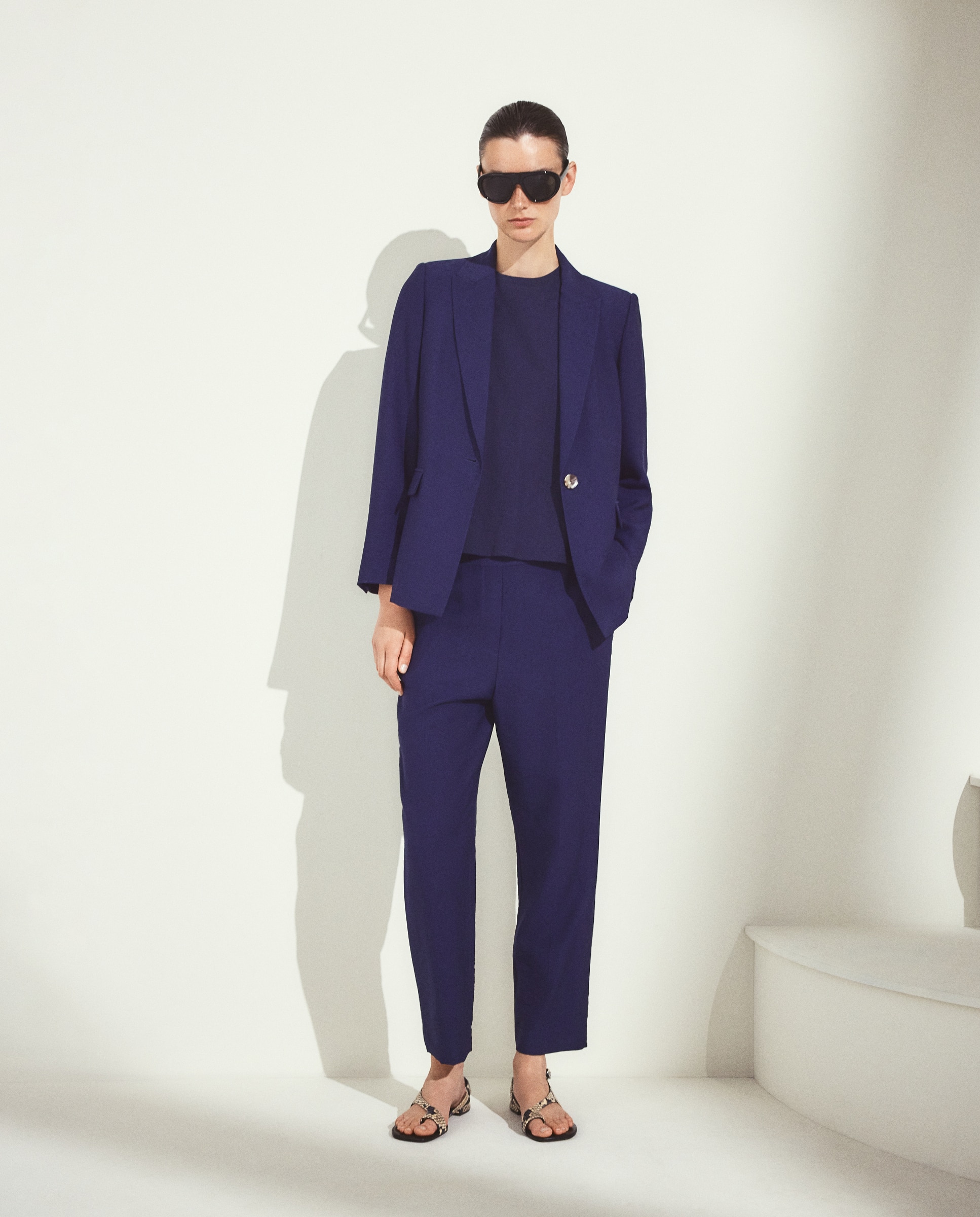Blazer Liso Crinkle com Lavagem Azul-marinho-2