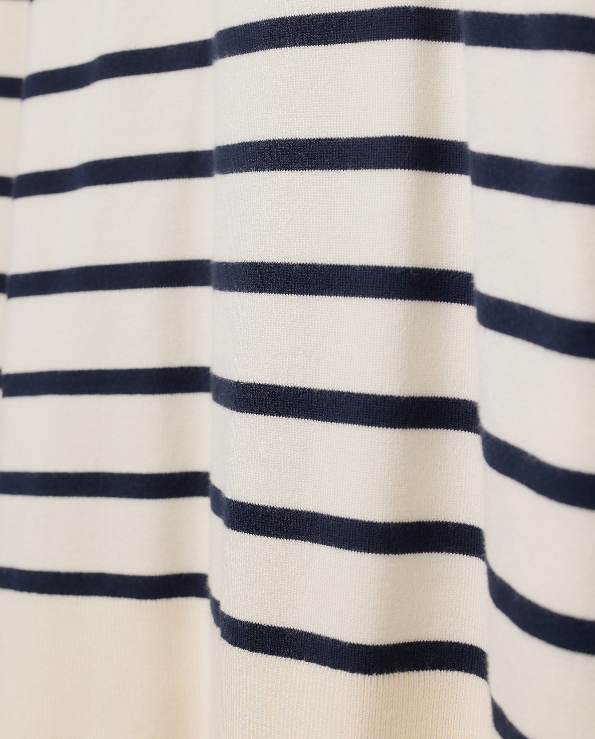 Camisola de Malha de Viscose com Estampado Branco-5