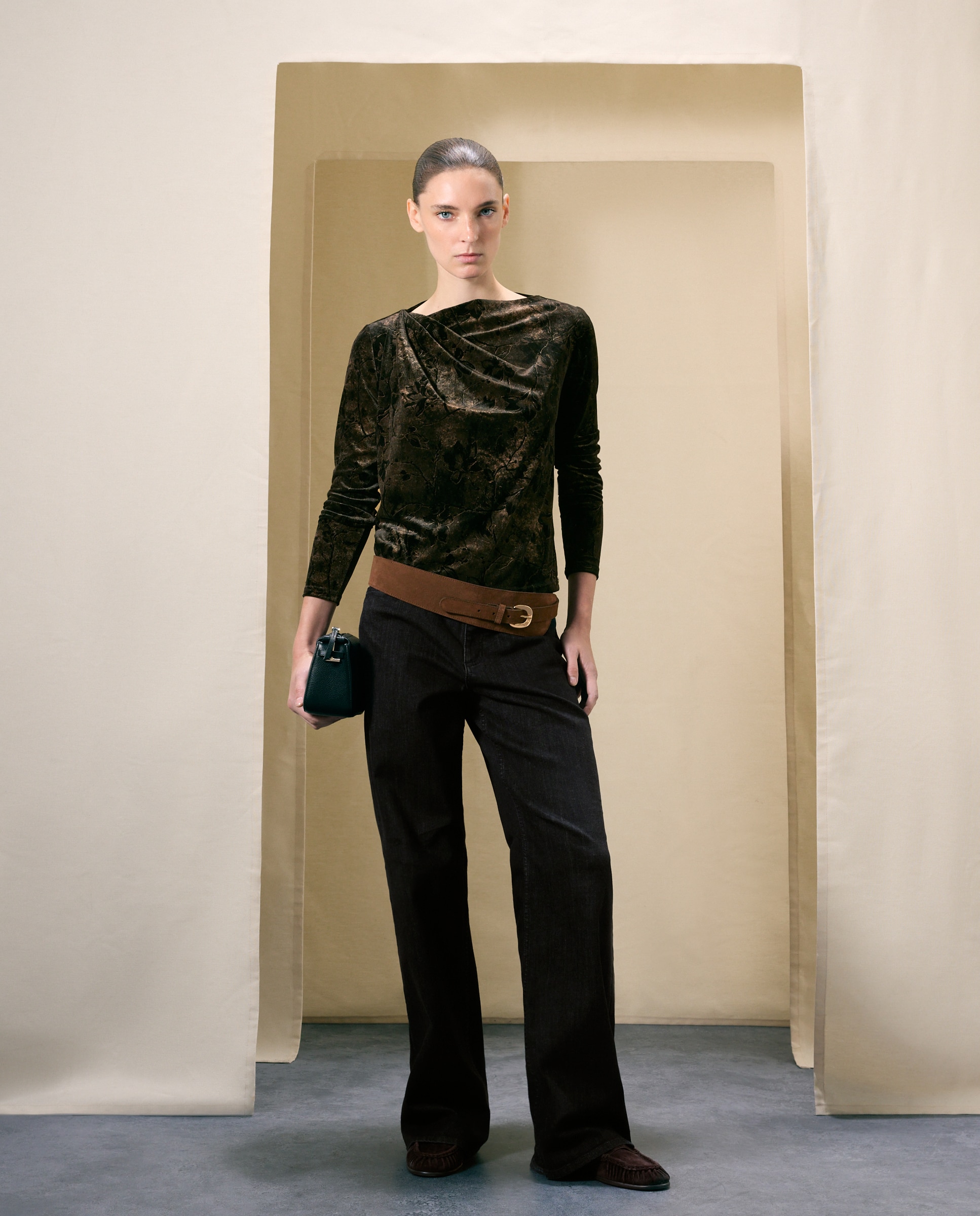 Camiseta de mujer drapeada terciopelo - Woman El Corte Inglés - Negro Negro-2