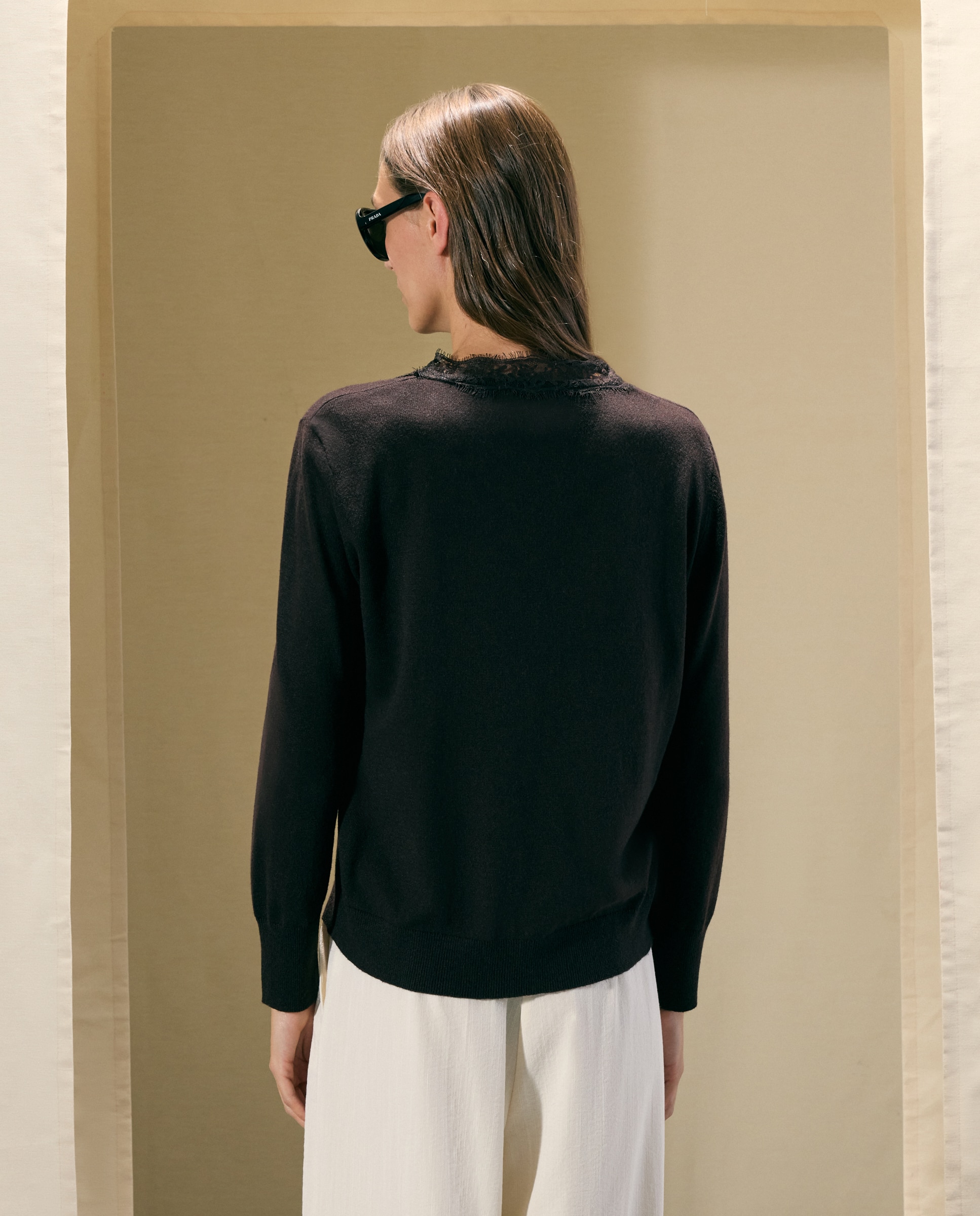 Jersey de mujer con cuello pico y blonda - Woman El Corte Inglés - Marrón Marrón-3