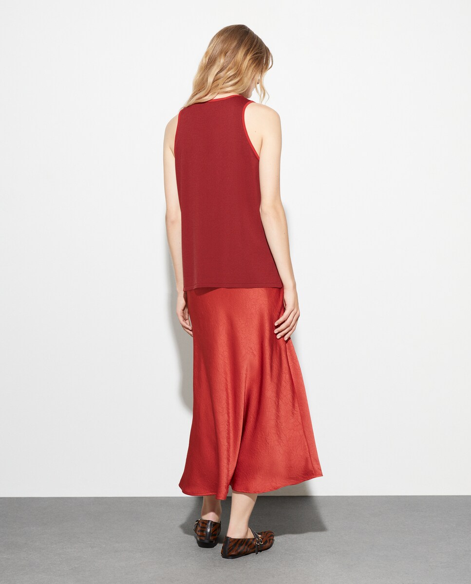 Camisola de malha sem mangas e com decote em bico Castanho-4