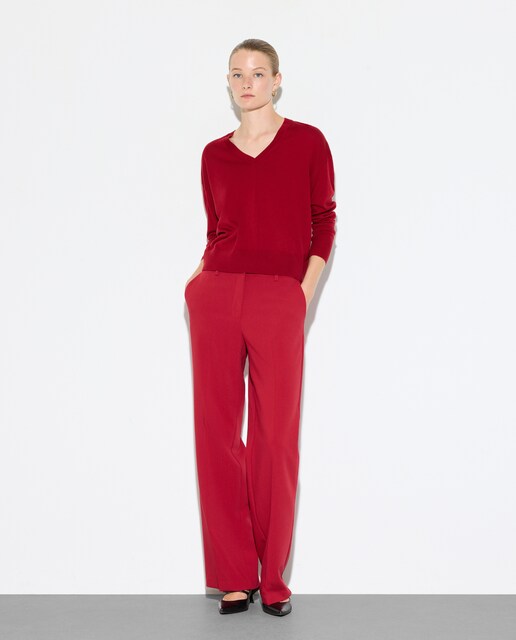 Imagem 0 de Camisola de Malha Lisa com Decote em Bico