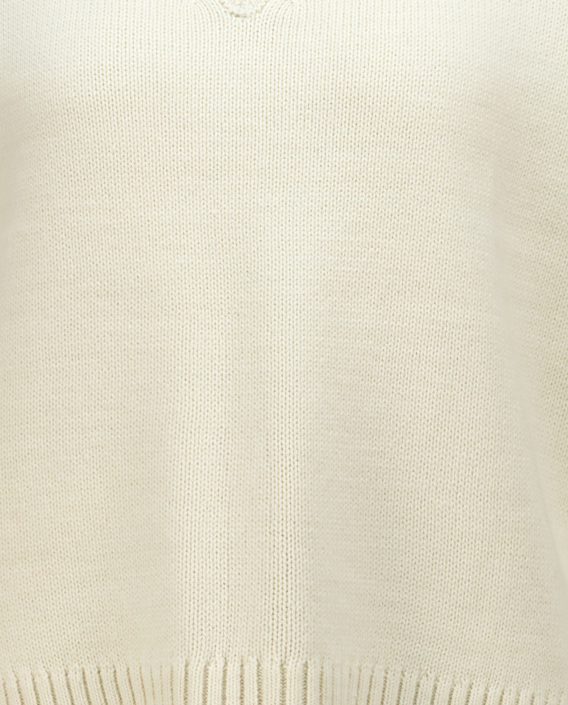 Camisola de Malha Grossa com Decote em Bico Fechado 120 Cru-6