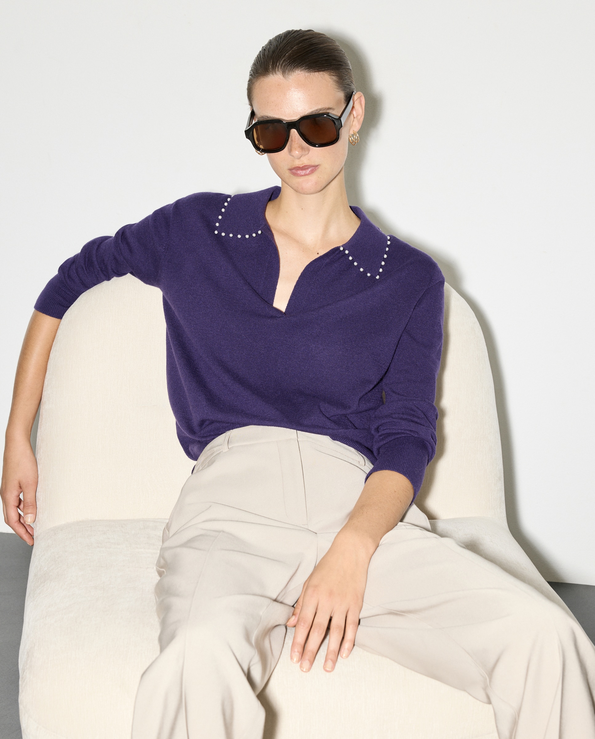 Camisola de Malha Estilo Polo com Botões de Pérolas Preto-1