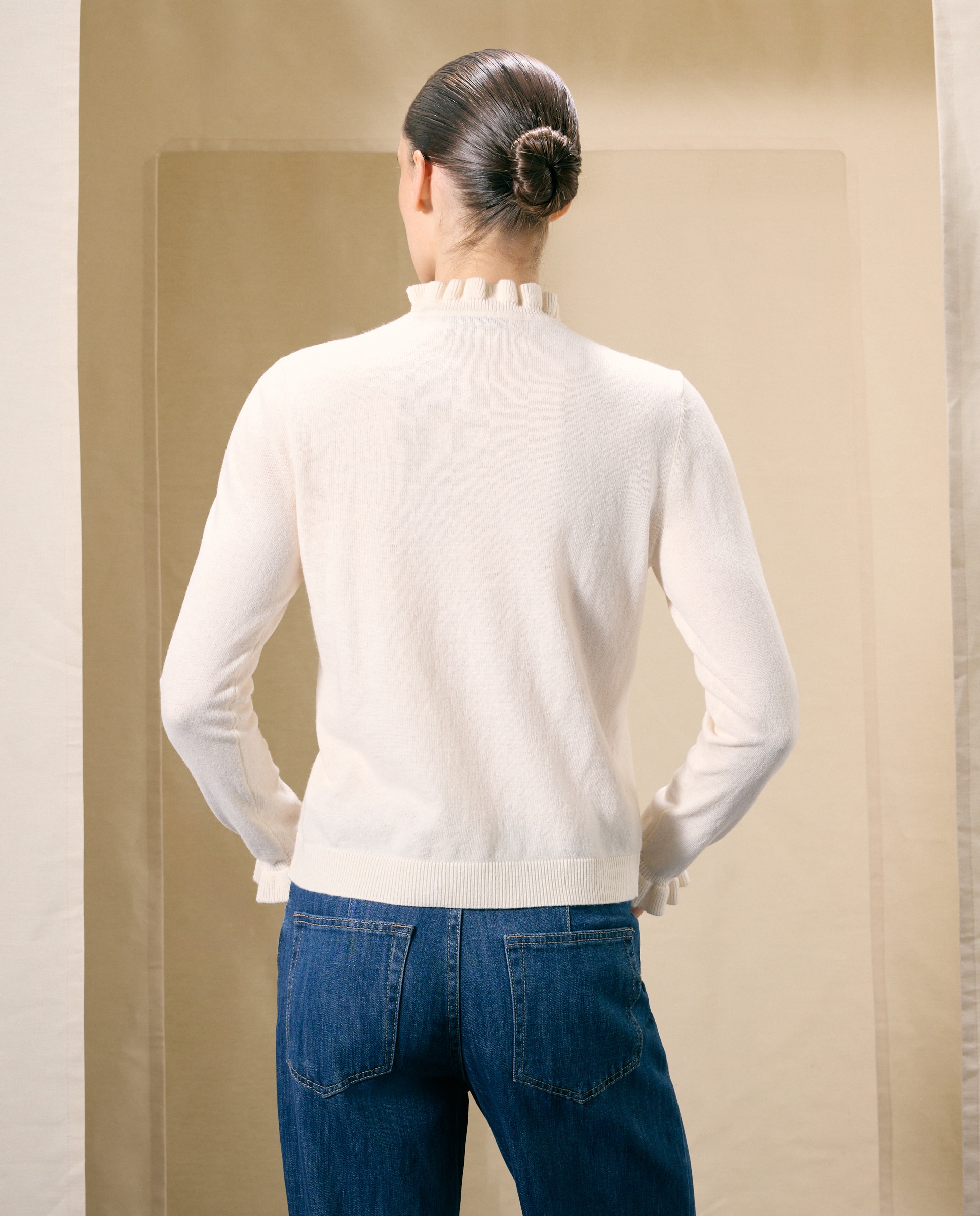Jersey de mujer con cuello caja y volantes - Woman El Corte Inglés - 120 Crudo 120 Crudo-2
