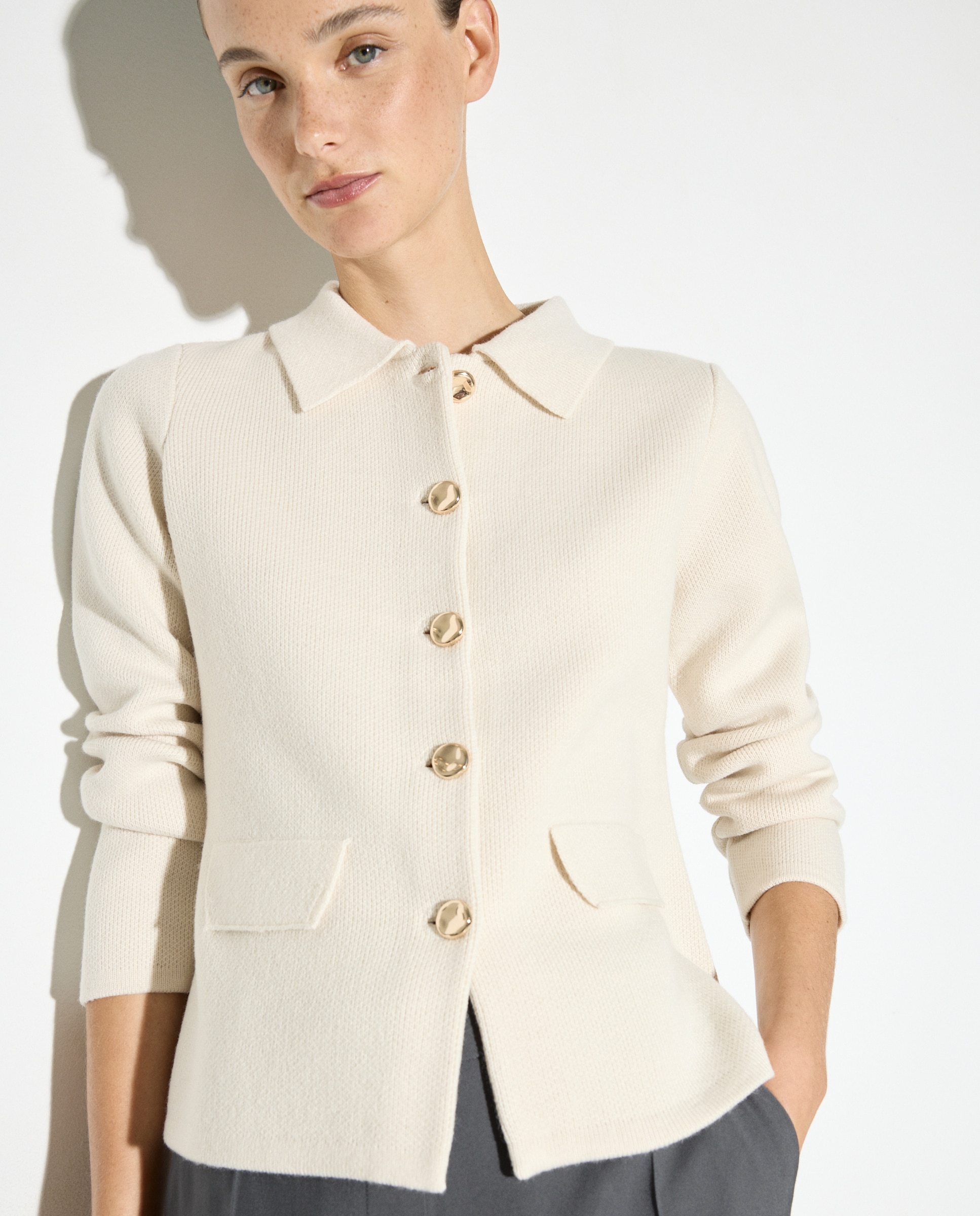 Casaco Cintado com Colarinho de Polo Cru-4