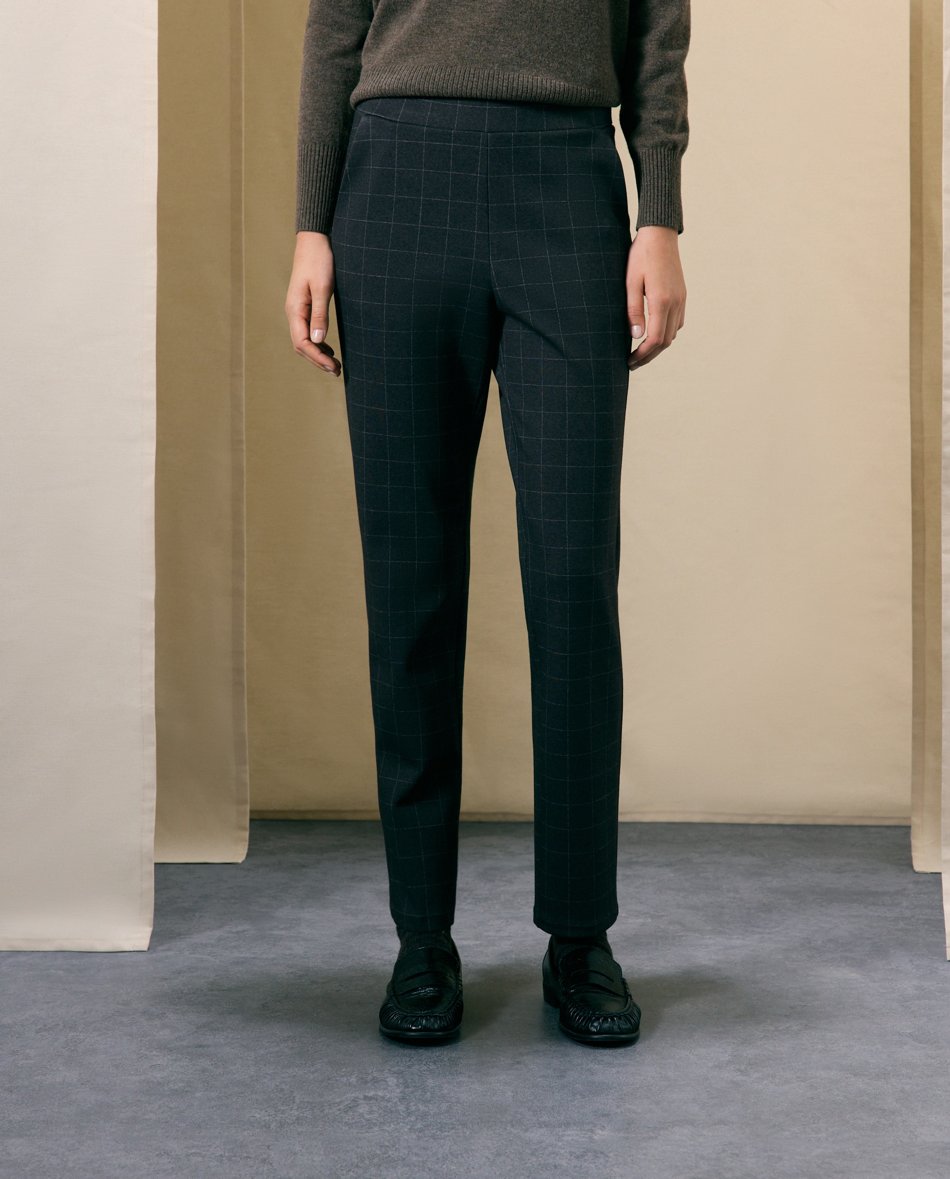 Pantalón semipitillo liso de mujer - Woman El Corte Inglés - 830 Antracita 830 Antracita-2