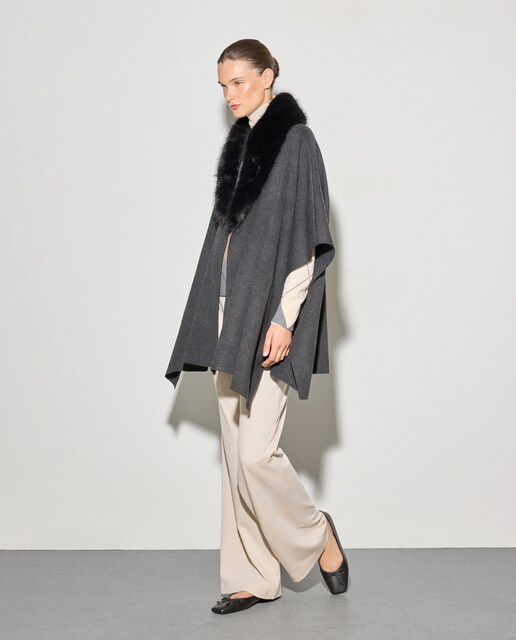 Imagem 0 de Capa Elaborada em Pelo