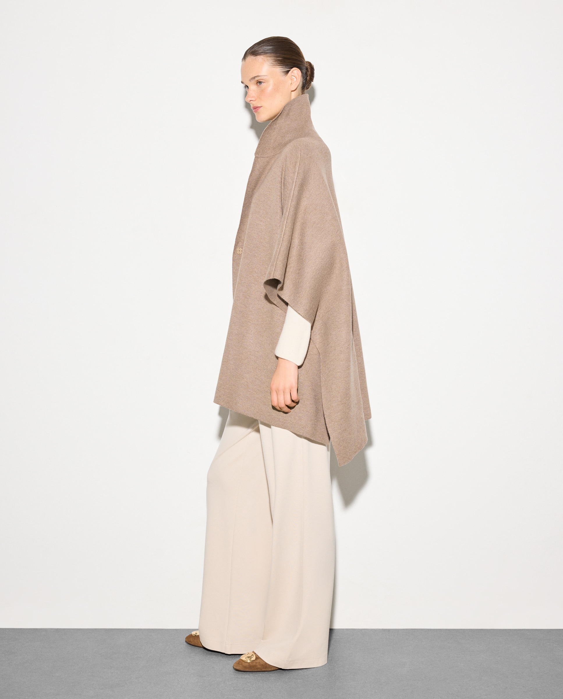 Capa Elaborada em Pelo Visom-Escuro-2