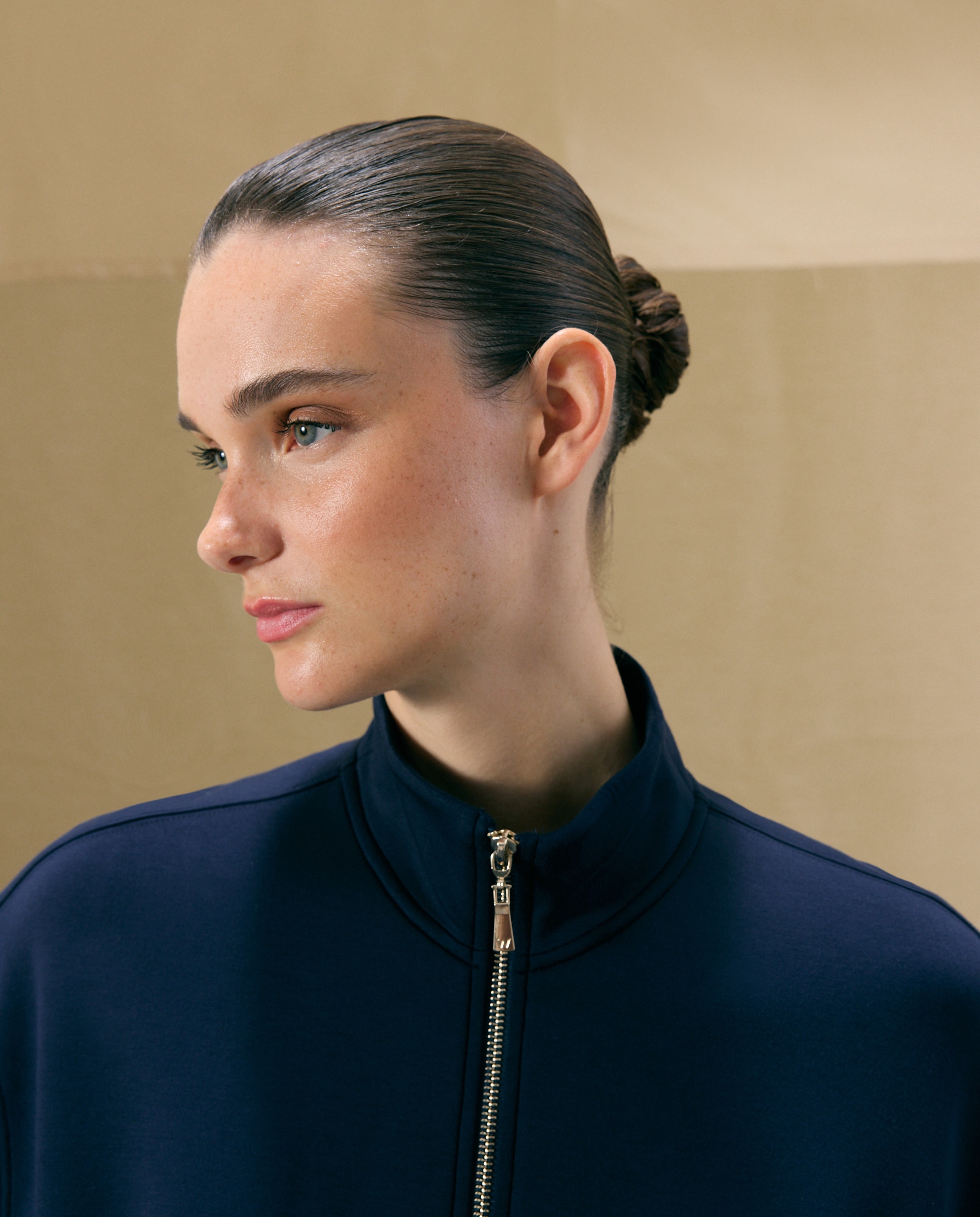 Sudadera con cremallera de mujer estilo bomber - Woman El Corte Inglés - Azul marino Azul marino-4