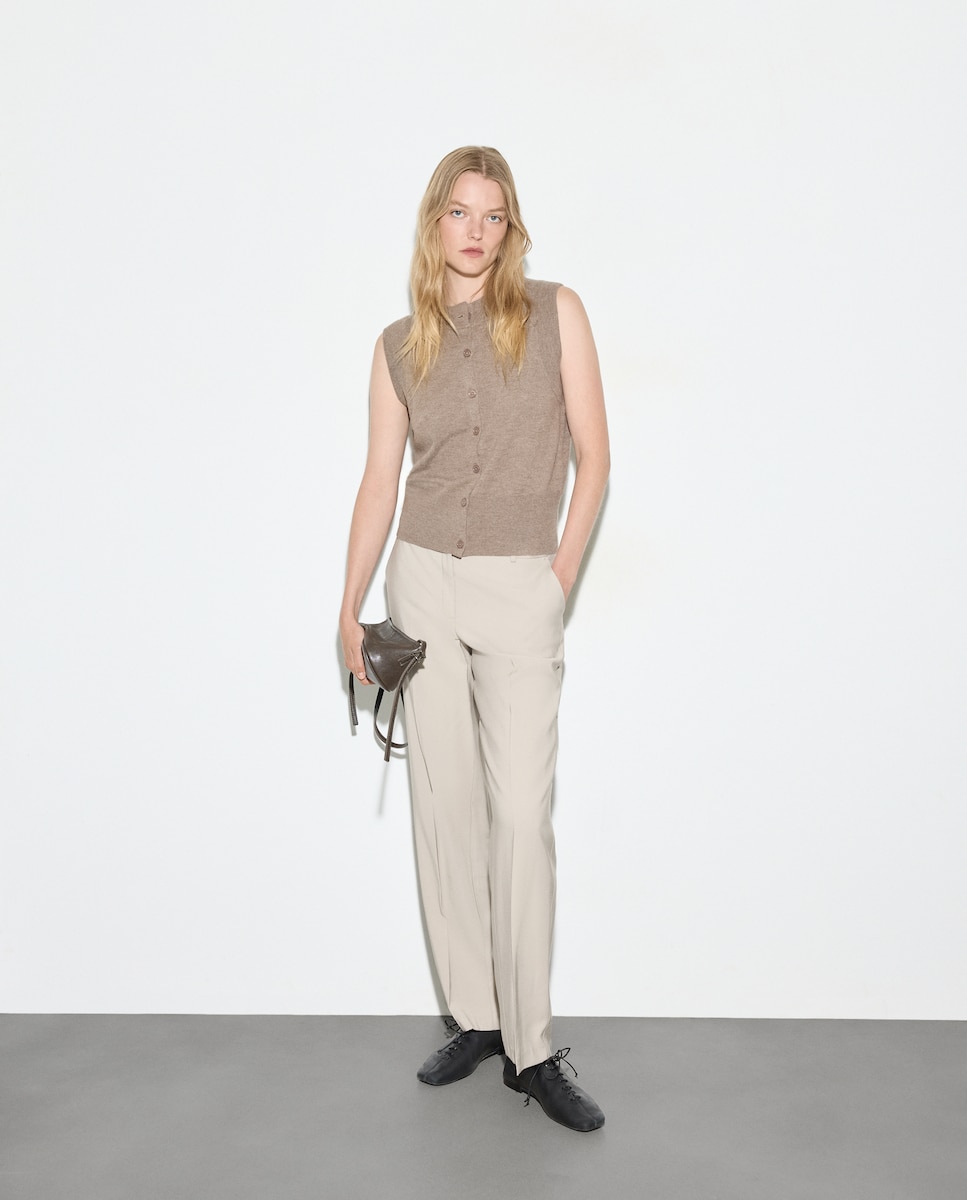 Colete Curto Abotoado Visom-Escuro-2