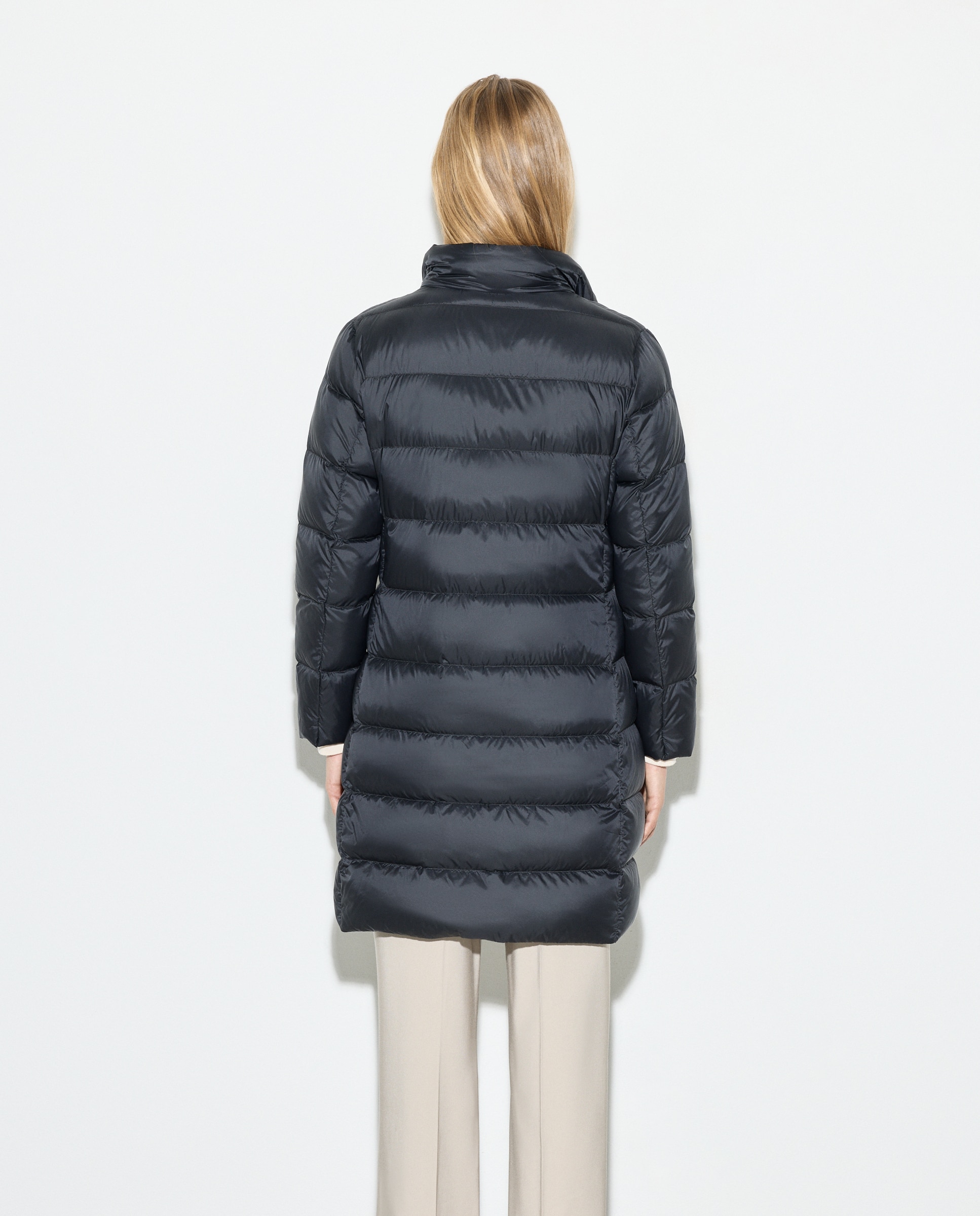 Sobretudo Comprido Liso Preto-3