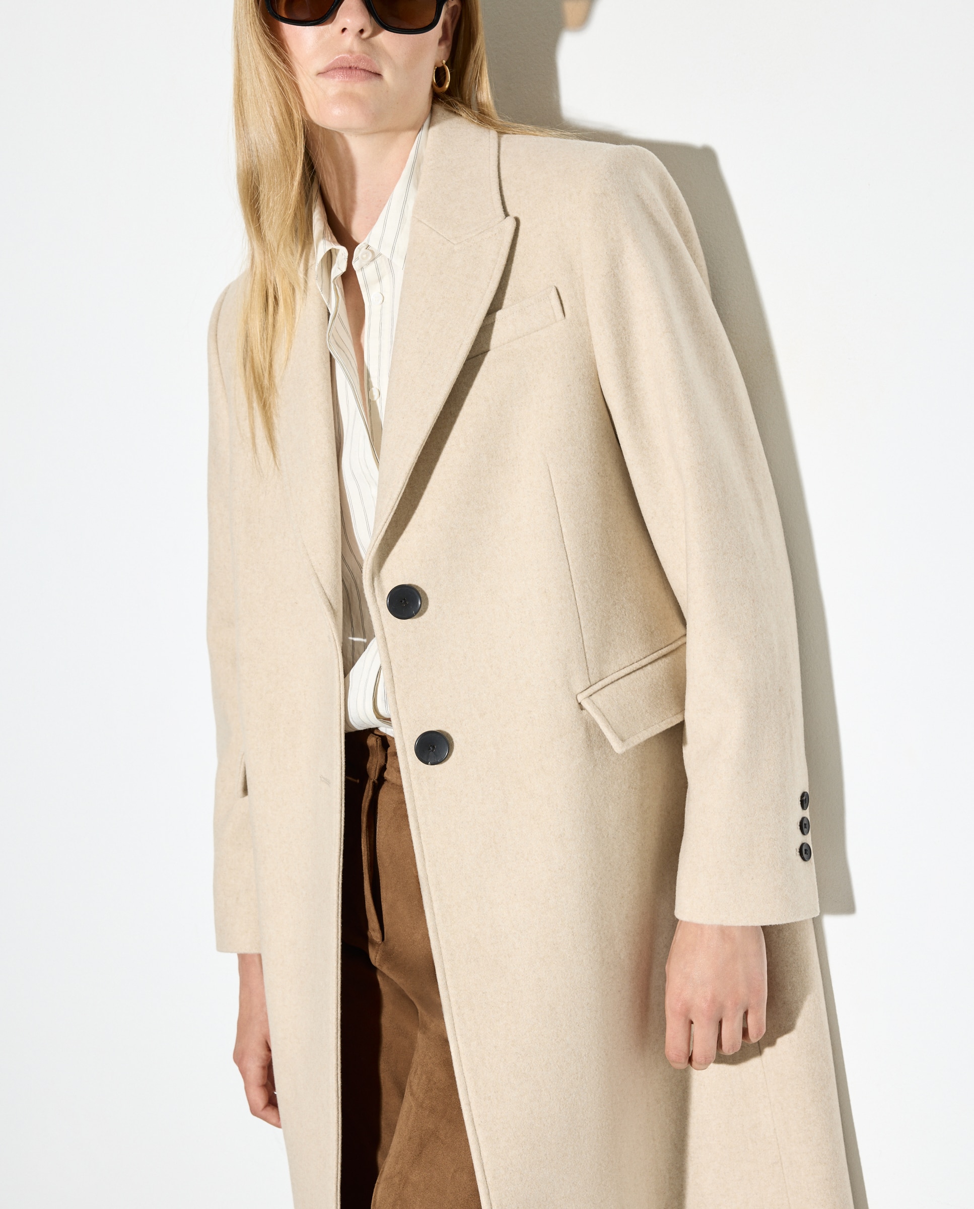 Sobretudo Comprido de Pano Liso 120 Cru-4