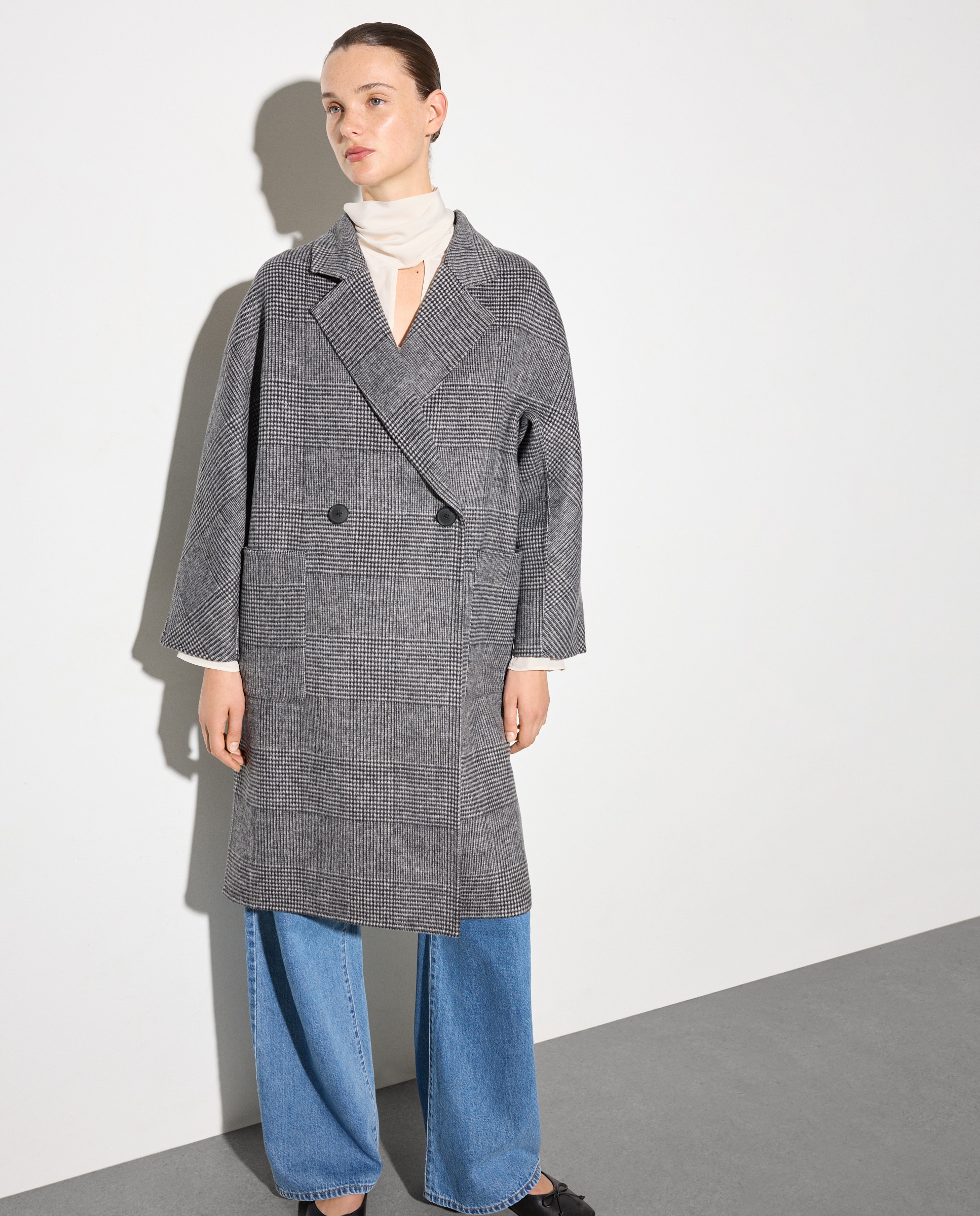 Sobretudo de Fantasia Comprido Preto-1