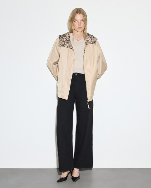 Imagem 0 de Impermeável Liso Curto