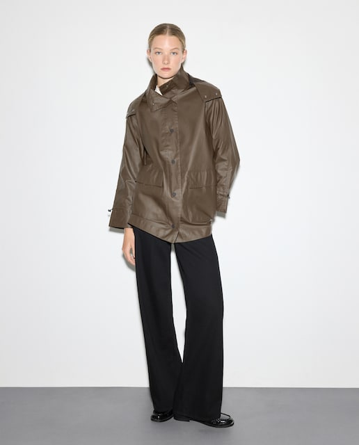 Imagem 0 de Impermeável Liso Curto