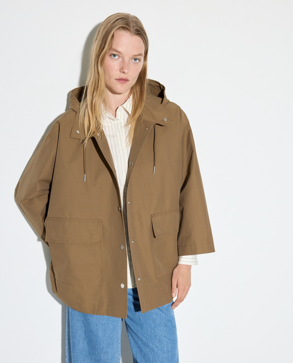 Impermeável Liso Curto Toffee-4