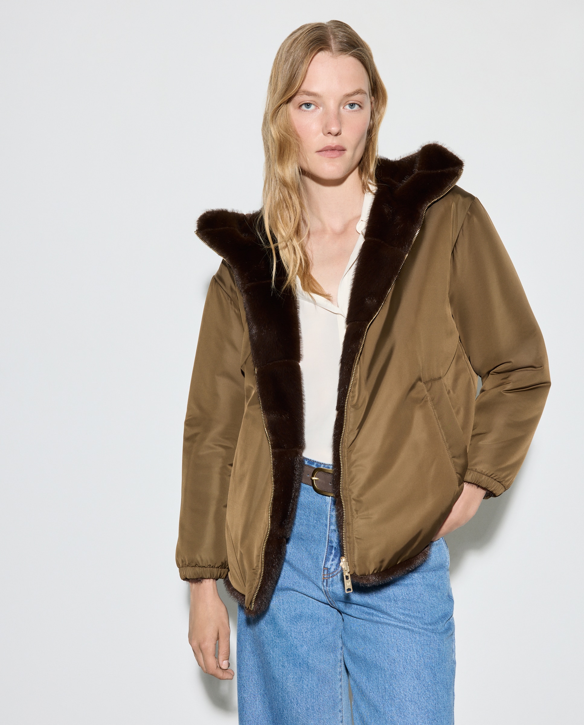 Sobretudo Curto Liso 520 Caqui-2