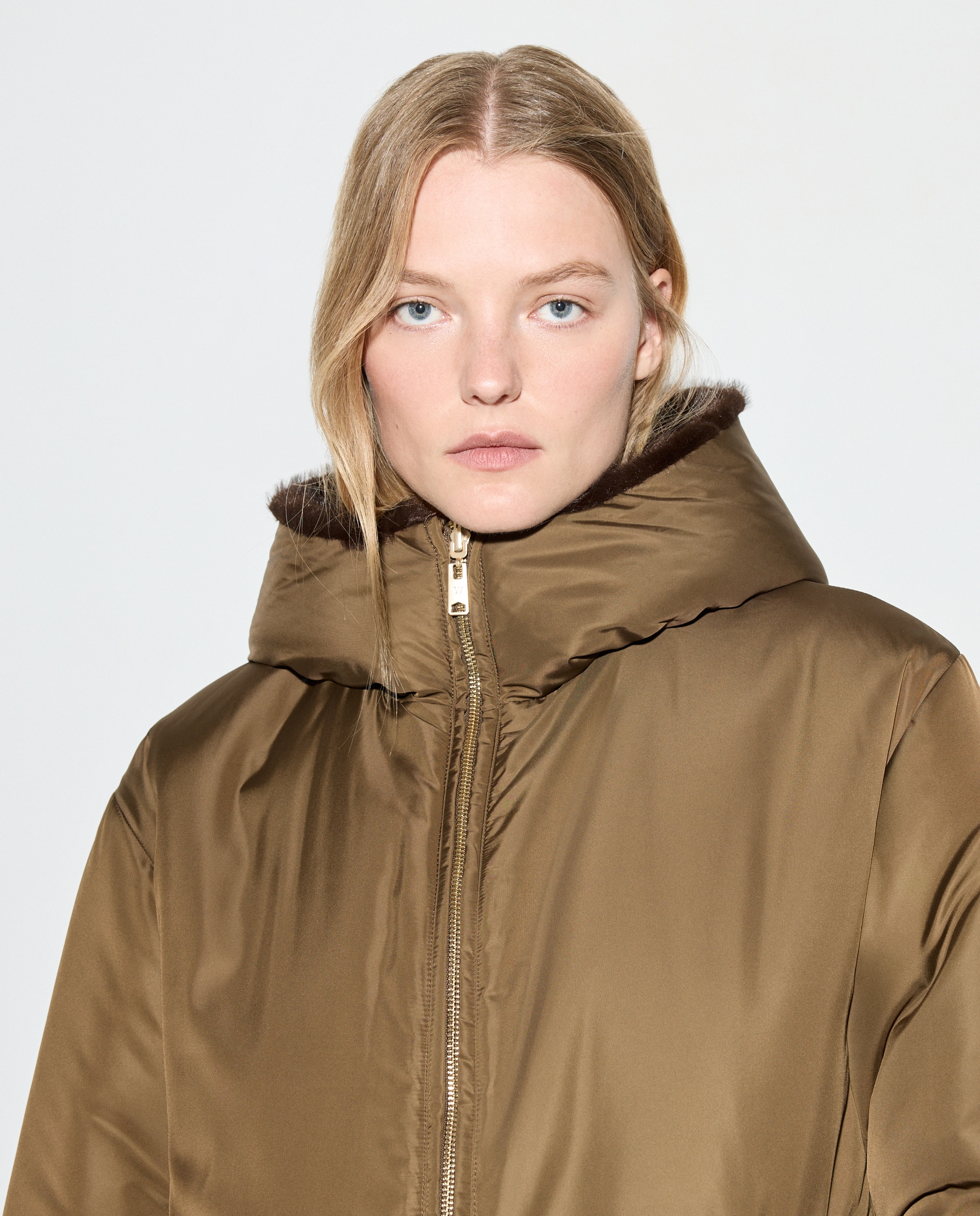 Sobretudo Curto Liso 520 Caqui-4