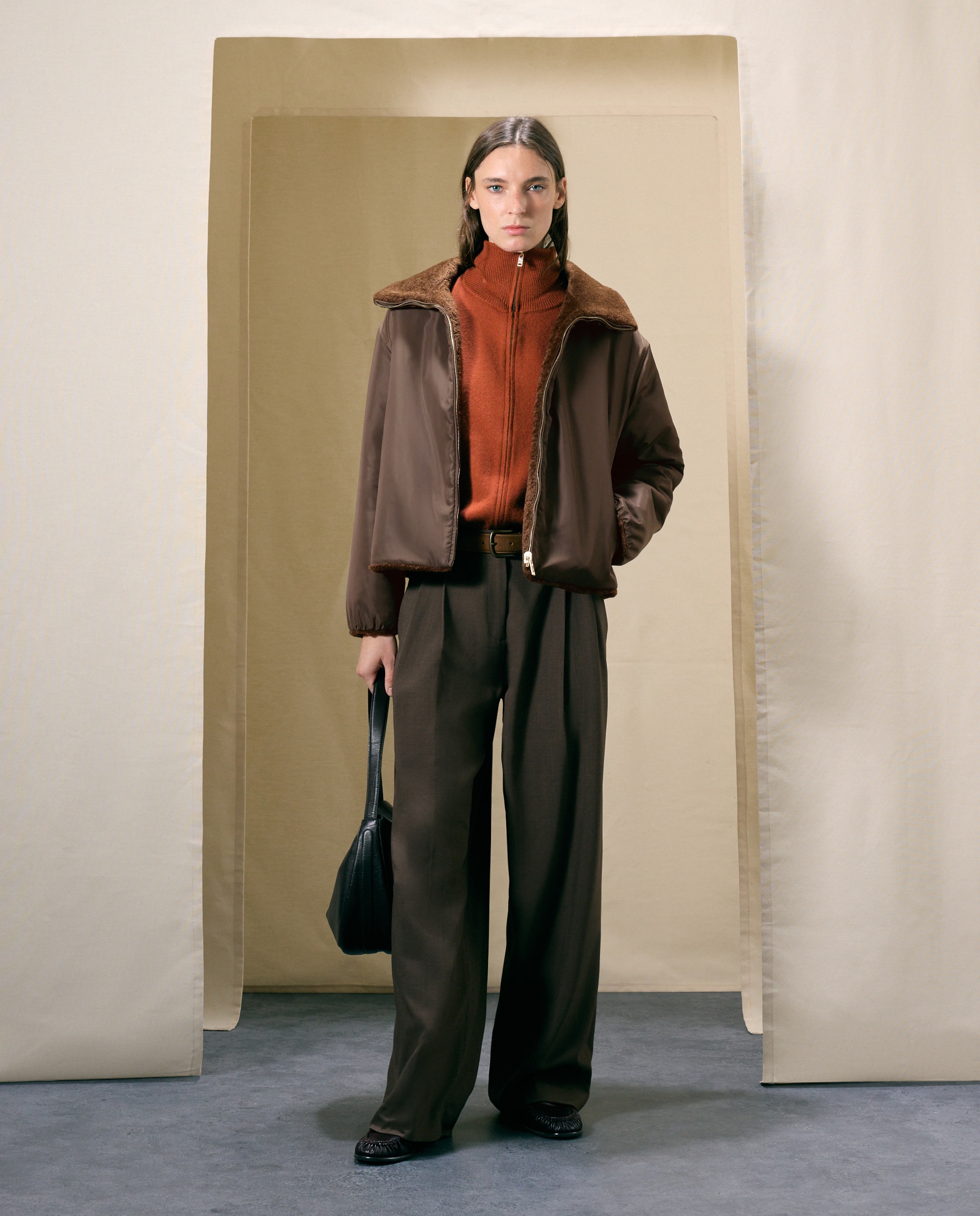Imagen 4 de Parka corta reversible de mujer - Woman El Corte Inglés - Visón oscuro Visón oscuro