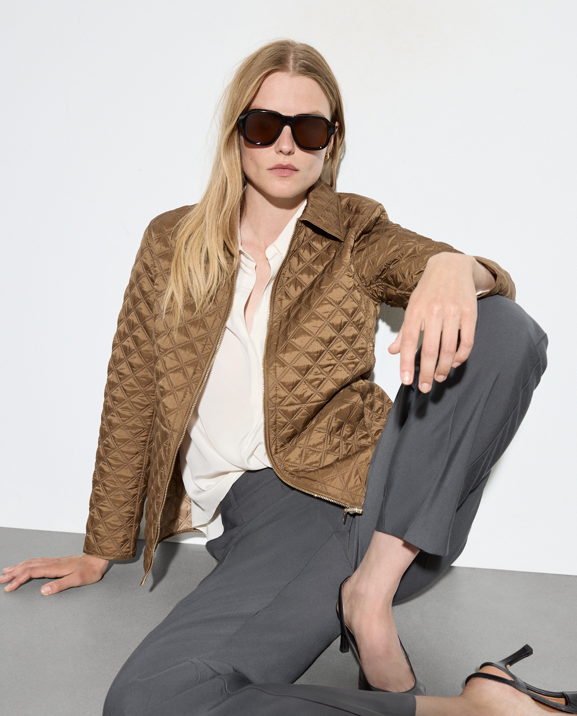 Casaco curto de senhora Toffee-1