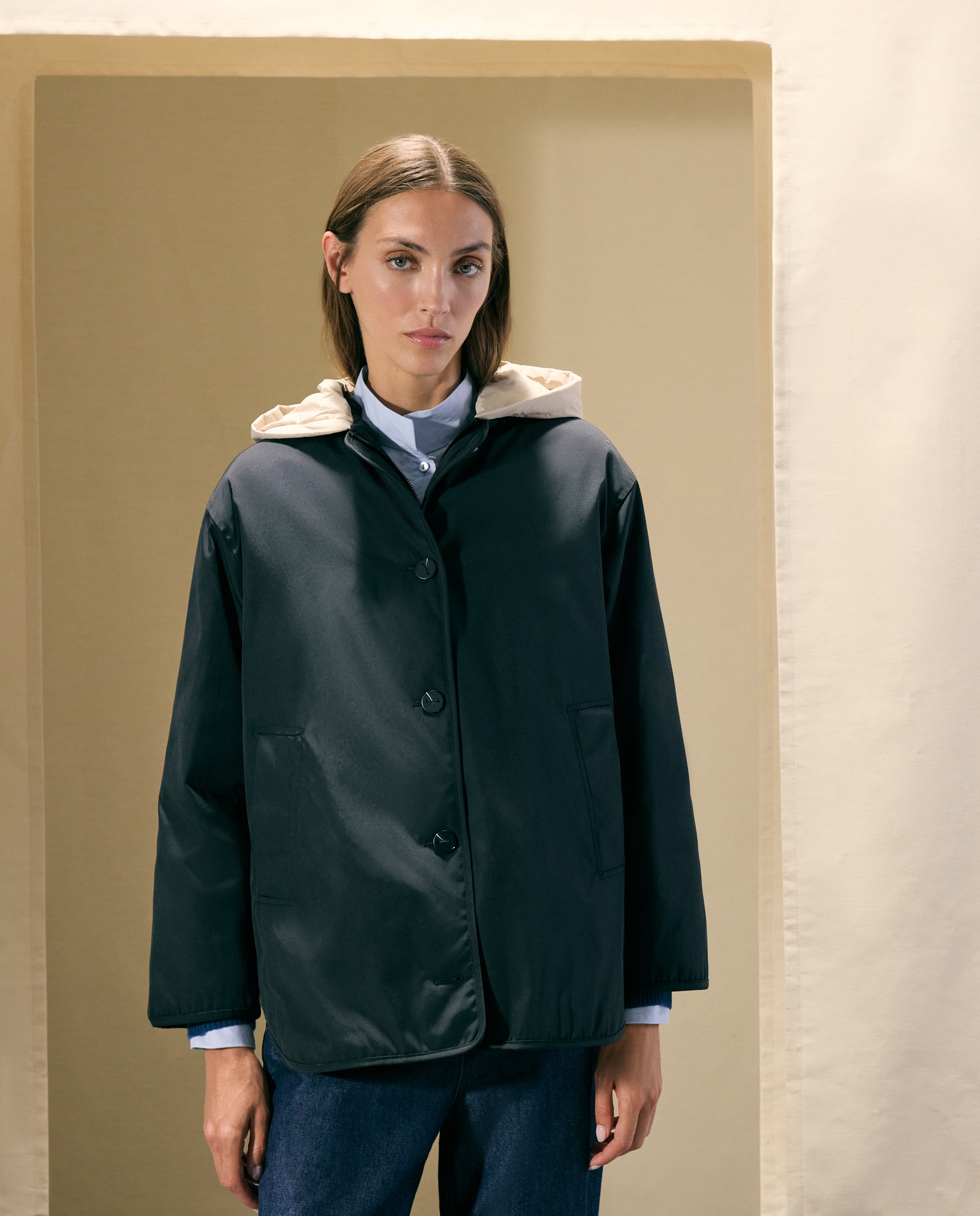 Parka de mujer con capucha y detalles a contraste - Woman El Corte Inglés - Negro Negro-1