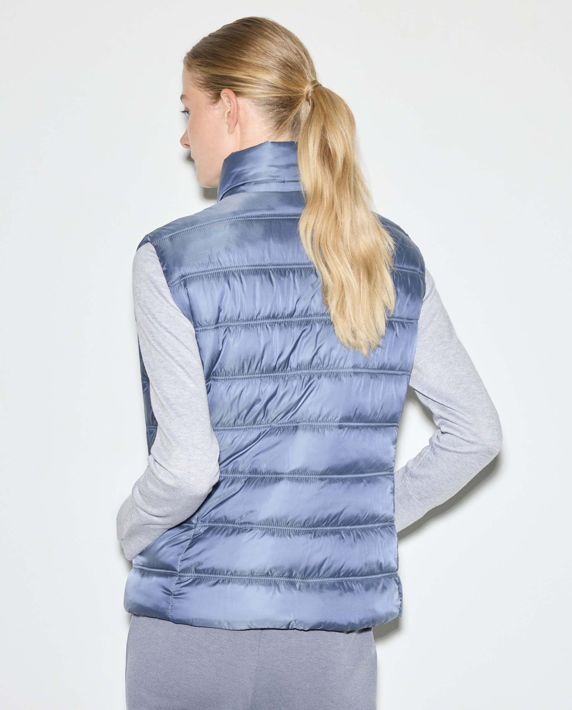 Colete Liso com Detalhes de Joia 400 Azul-3