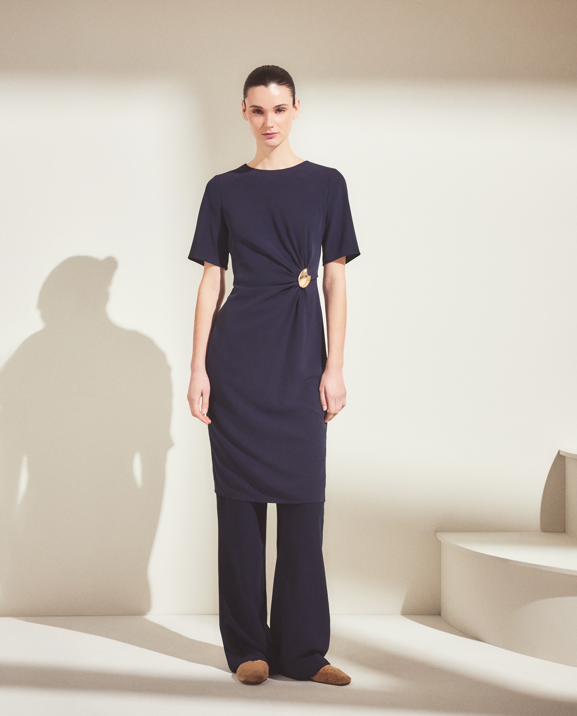 Vestido de manga corta con argolla Azul marino