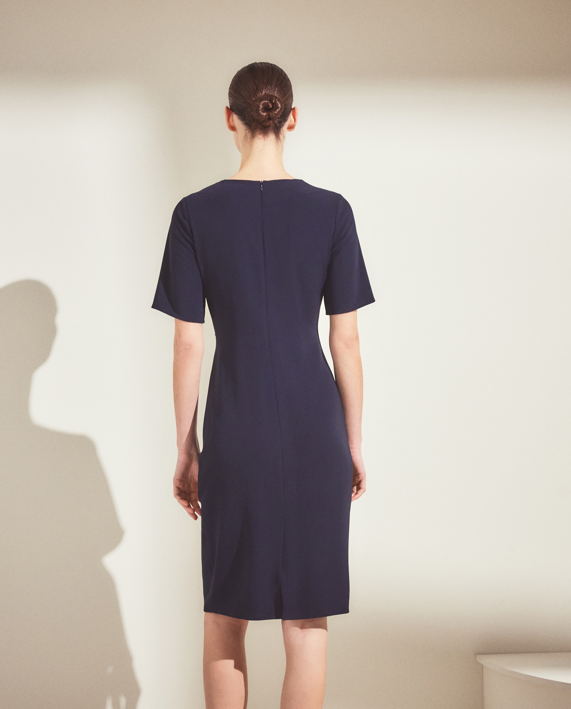 Imagen 4 de Vestido de manga corta con argolla - Woman El Corte Inglés - Azul marino Azul marino