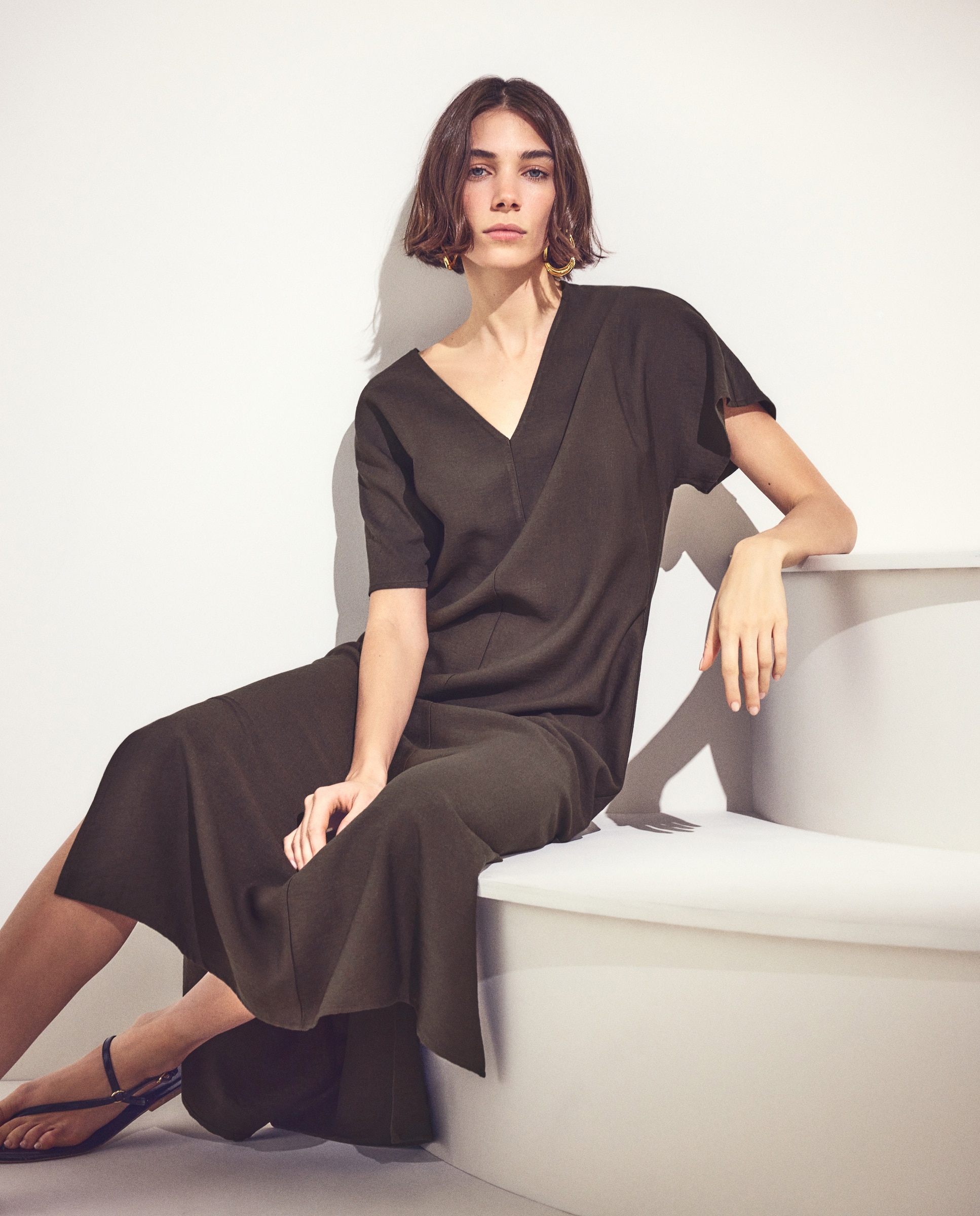 Imagem 0 de Vestido liso com manga curta