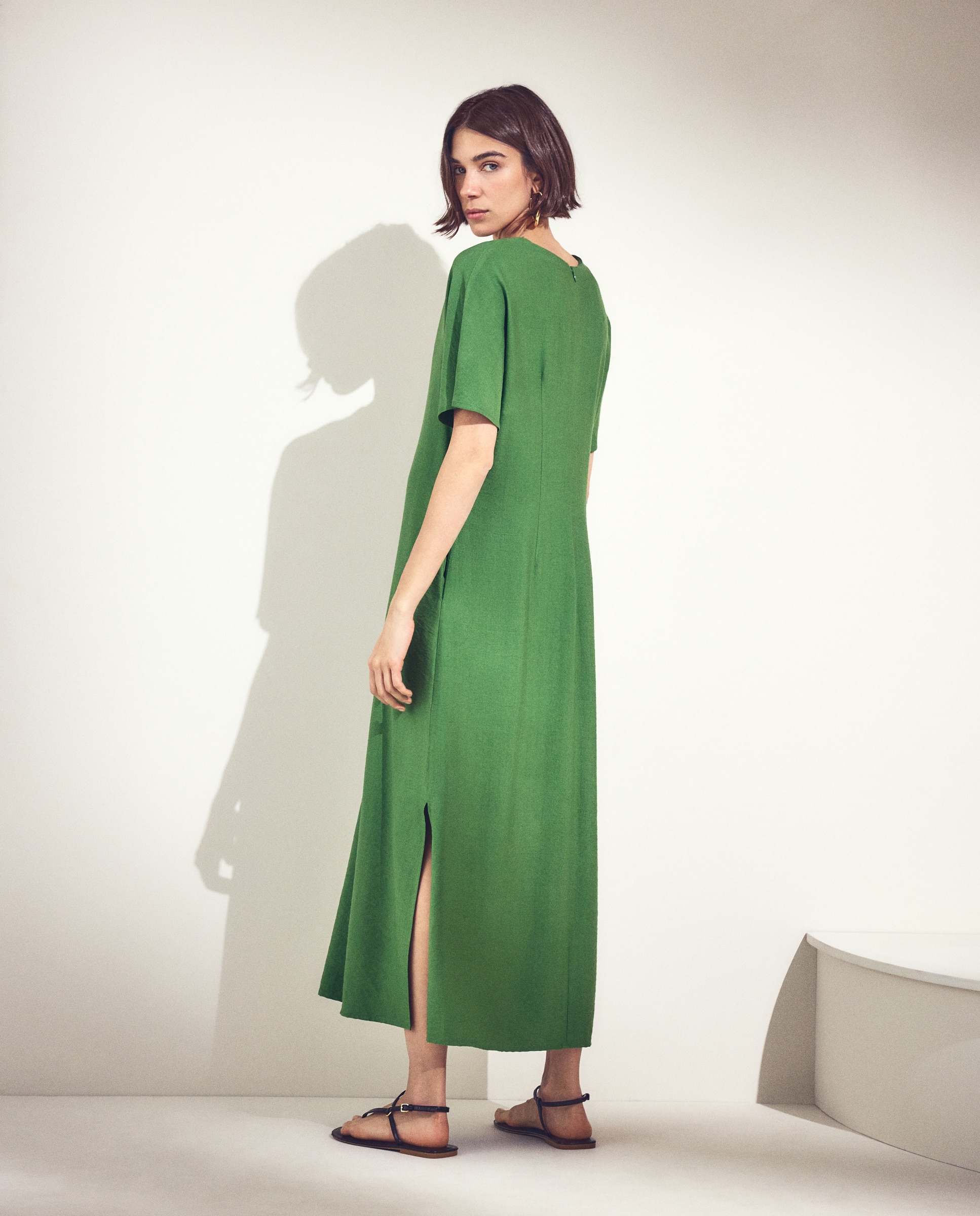 Vestido liso con manga corta - Woman El Corte Inglés - 120 Crudo Pistacho-3