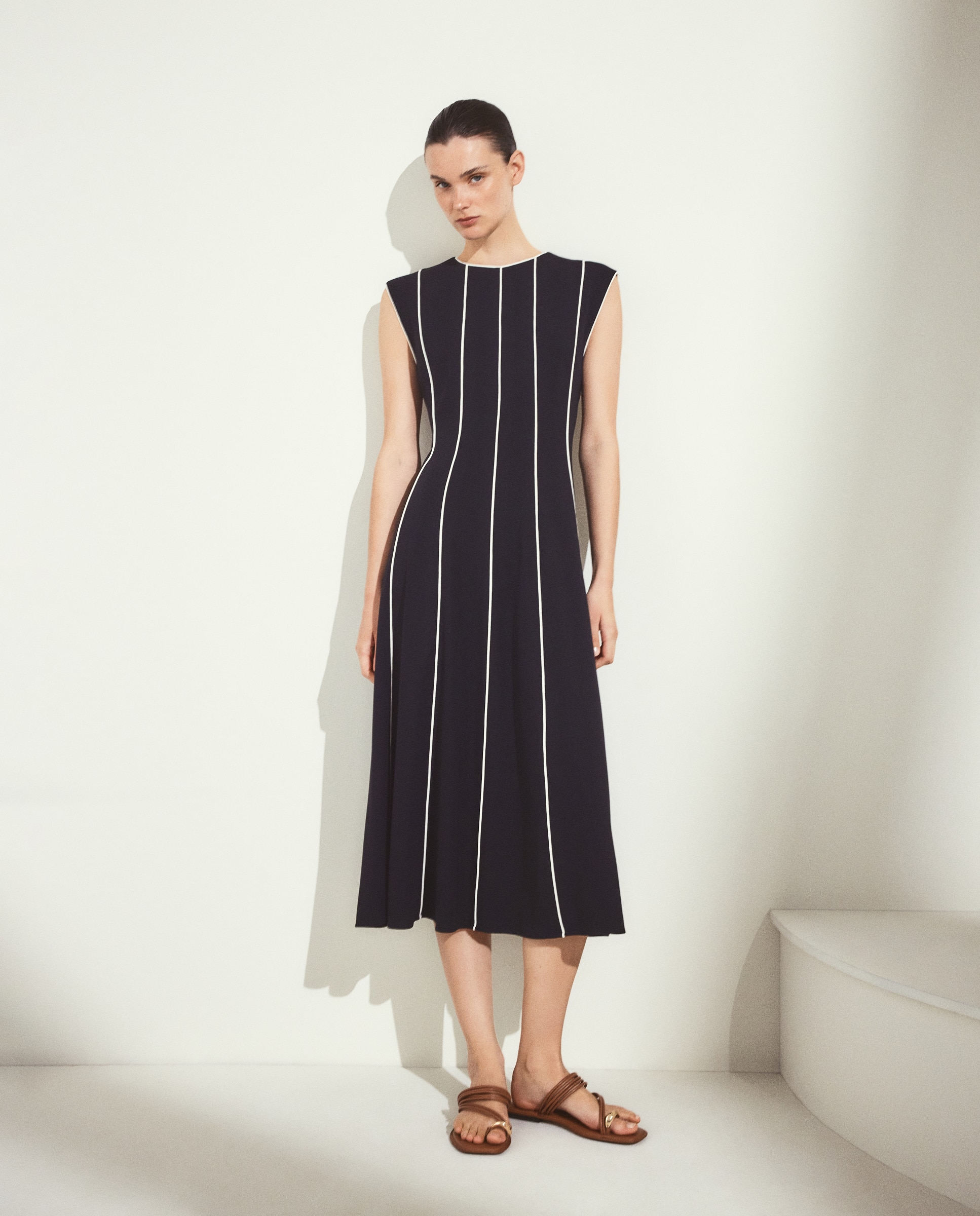 Vestido midi sin mangas - Woman El Corte Inglés - Negro Negro-1