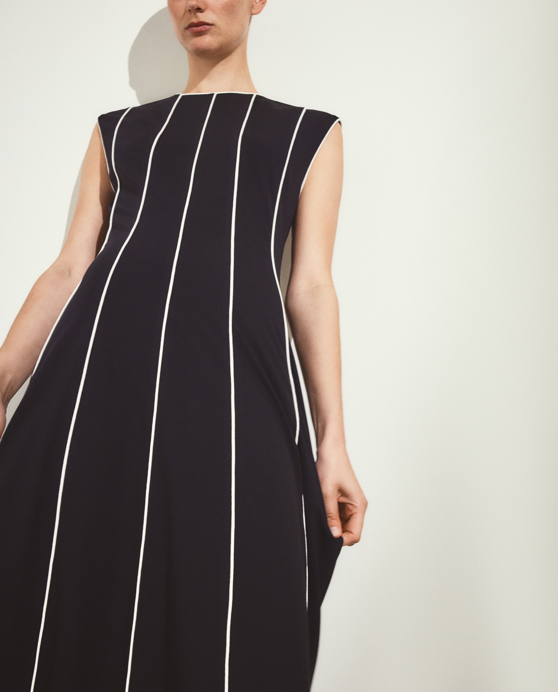 Vestido midi sin mangas - Woman El Corte Inglés - Negro Negro-3