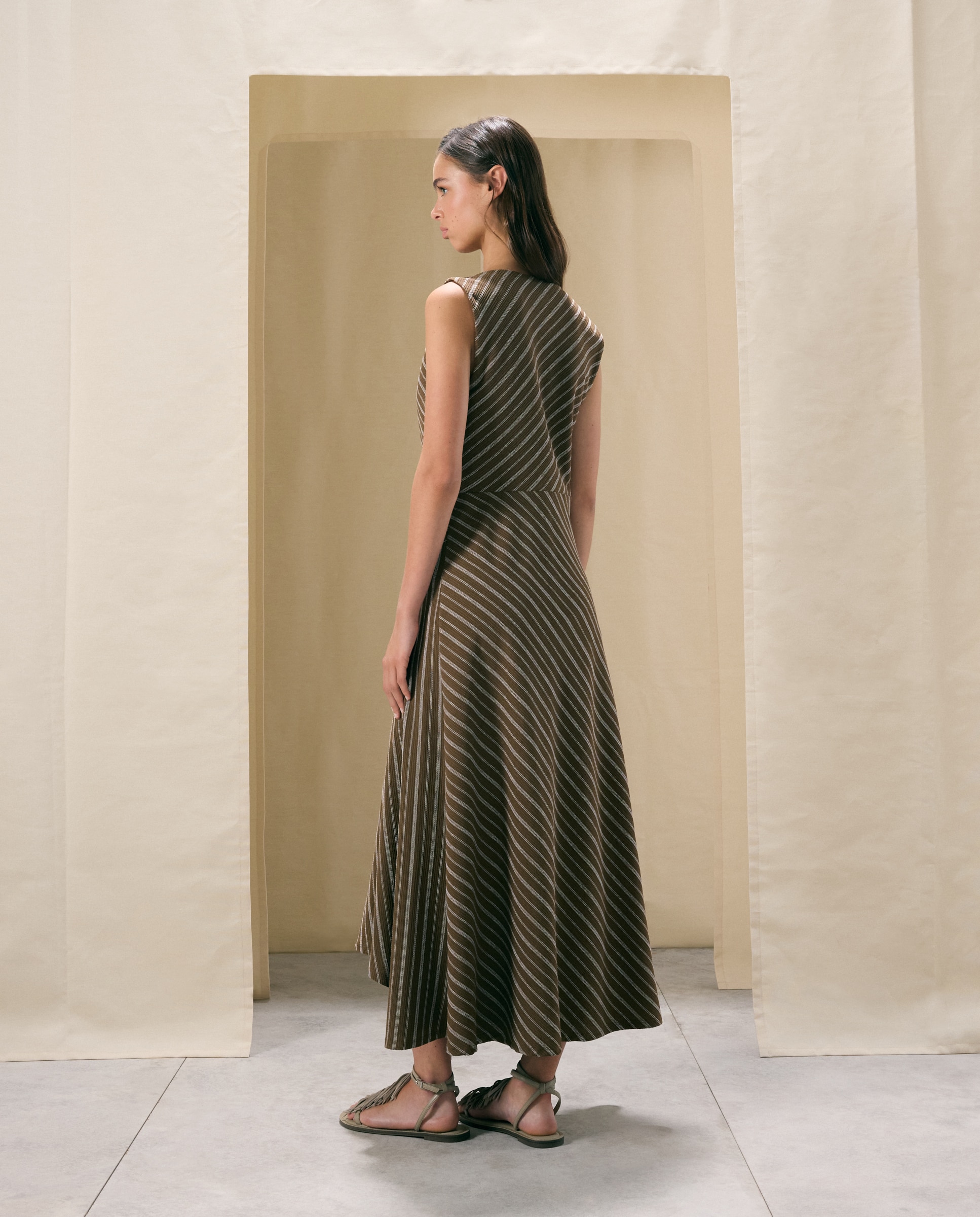 Vestido sin mangas con frunce asimétrico de mujer - Woman El Corte Inglés - Verde Verde-4