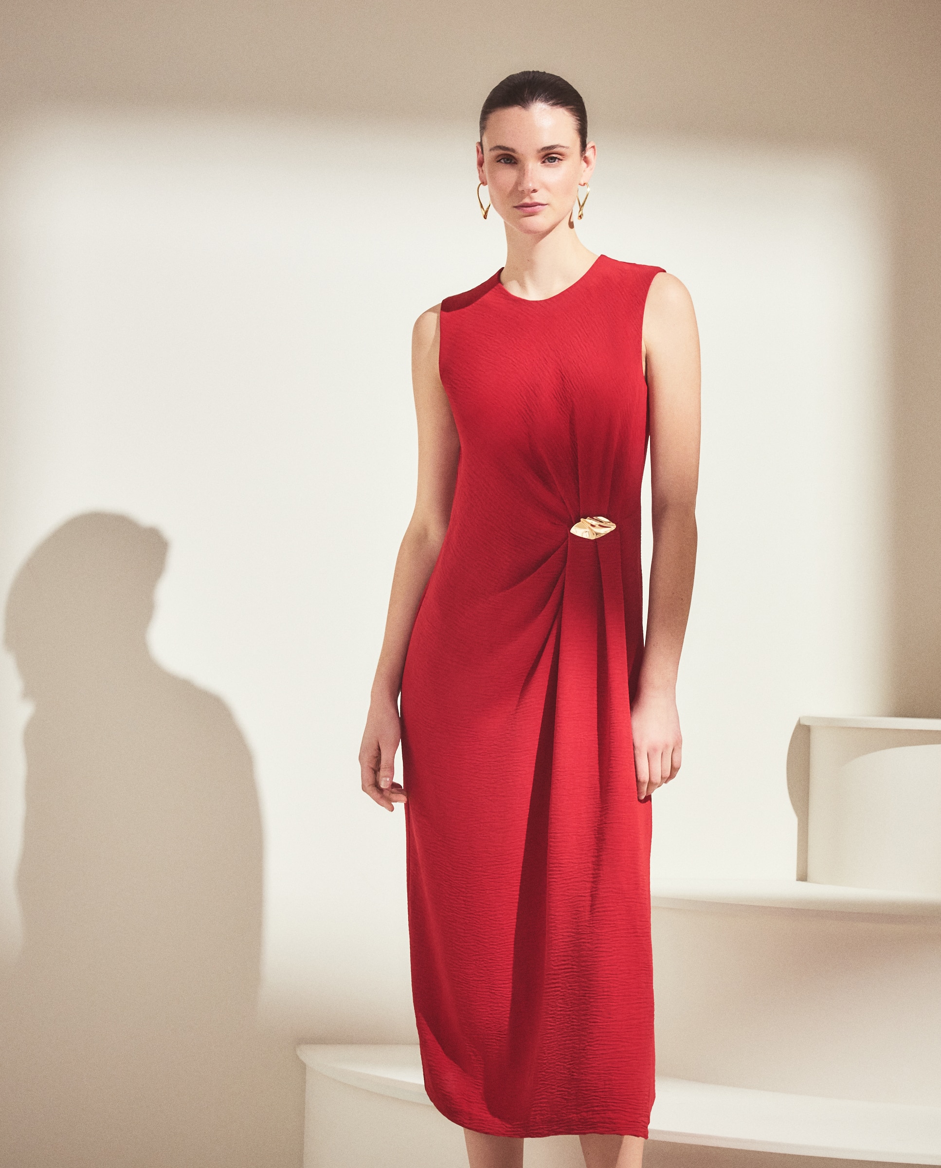 Vestido Liso sem Mangas com Fecho Metálico 600 Vermelho-2