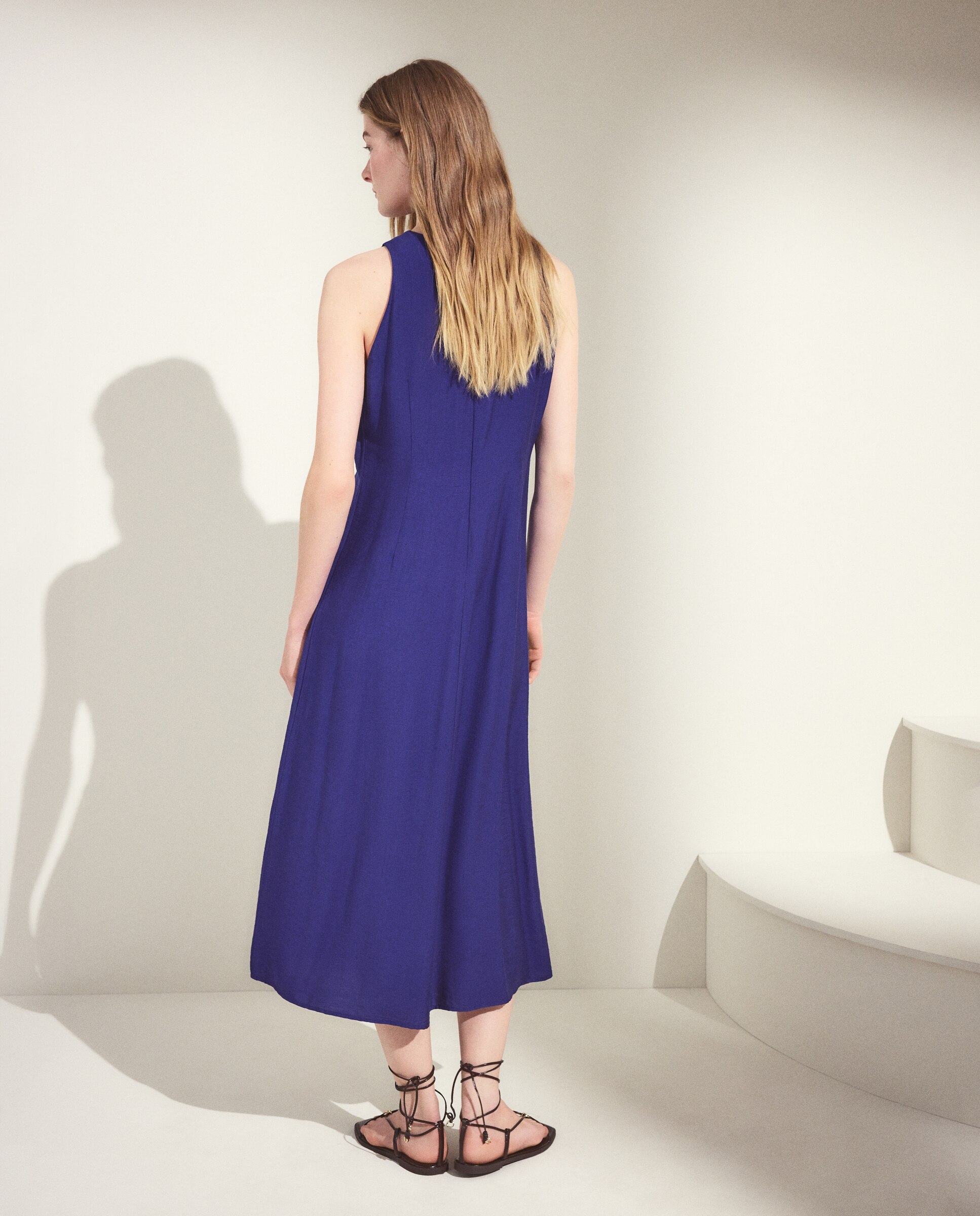 Vestido midi sin mangas con cuello caja - Woman El Corte Inglés - 400 Azul 400 Azul-3