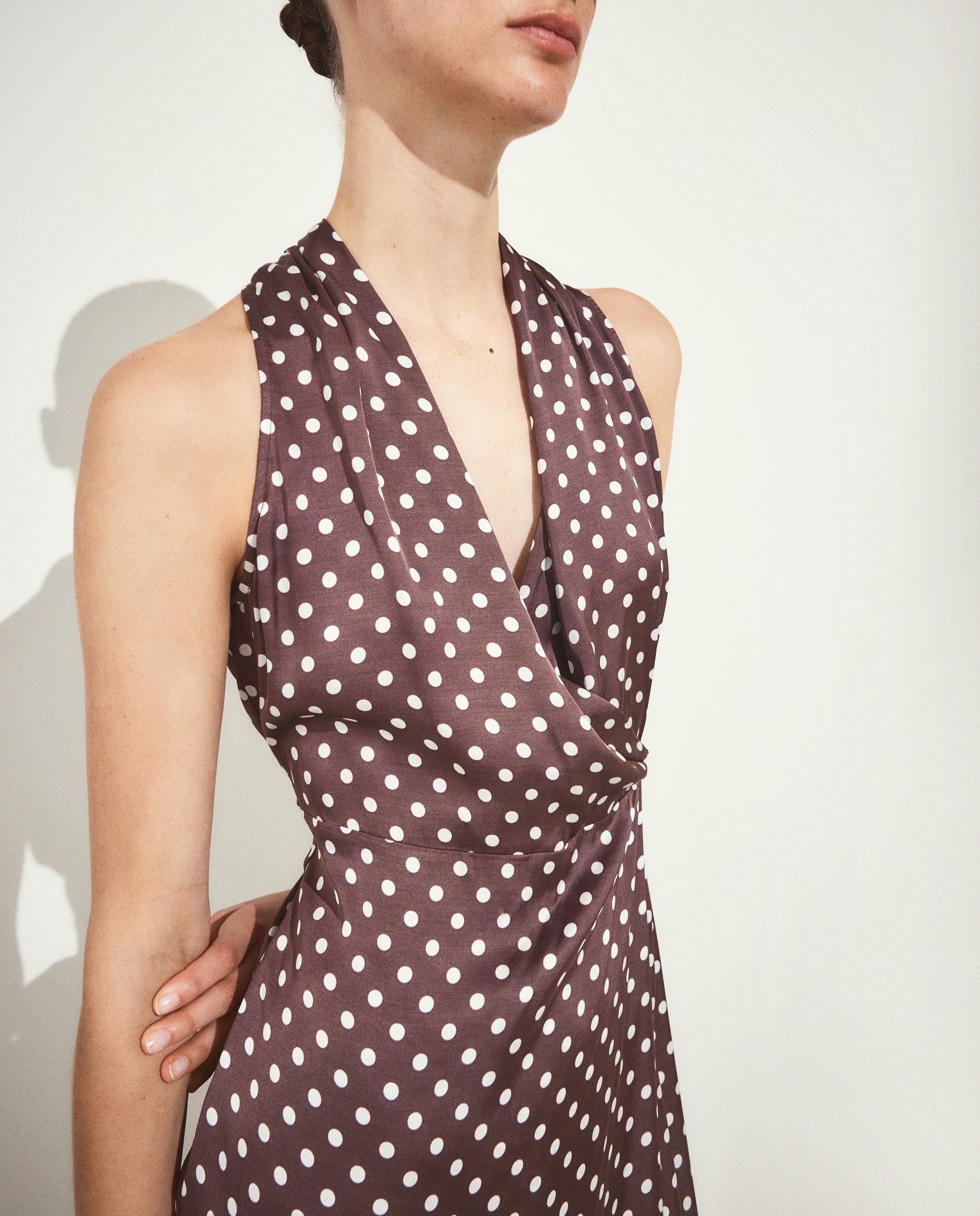 Vestido de Gola Halter com Estampado Branco-2