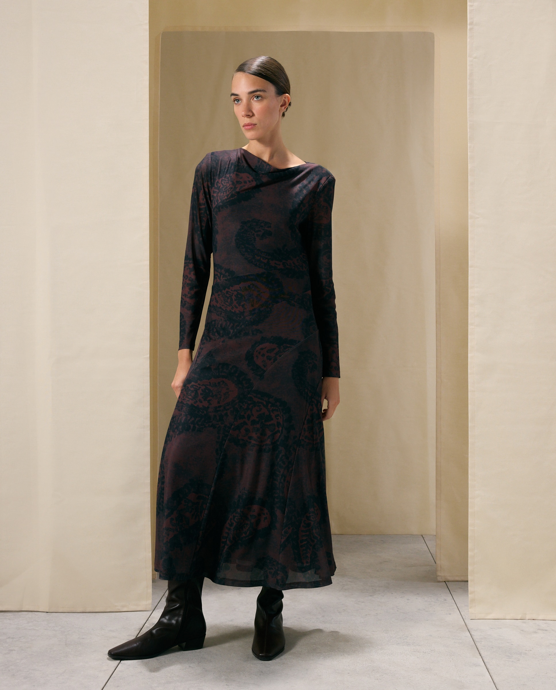 Vestido de manga larga estampado - Woman El Corte Inglés - Camel Camel-1
