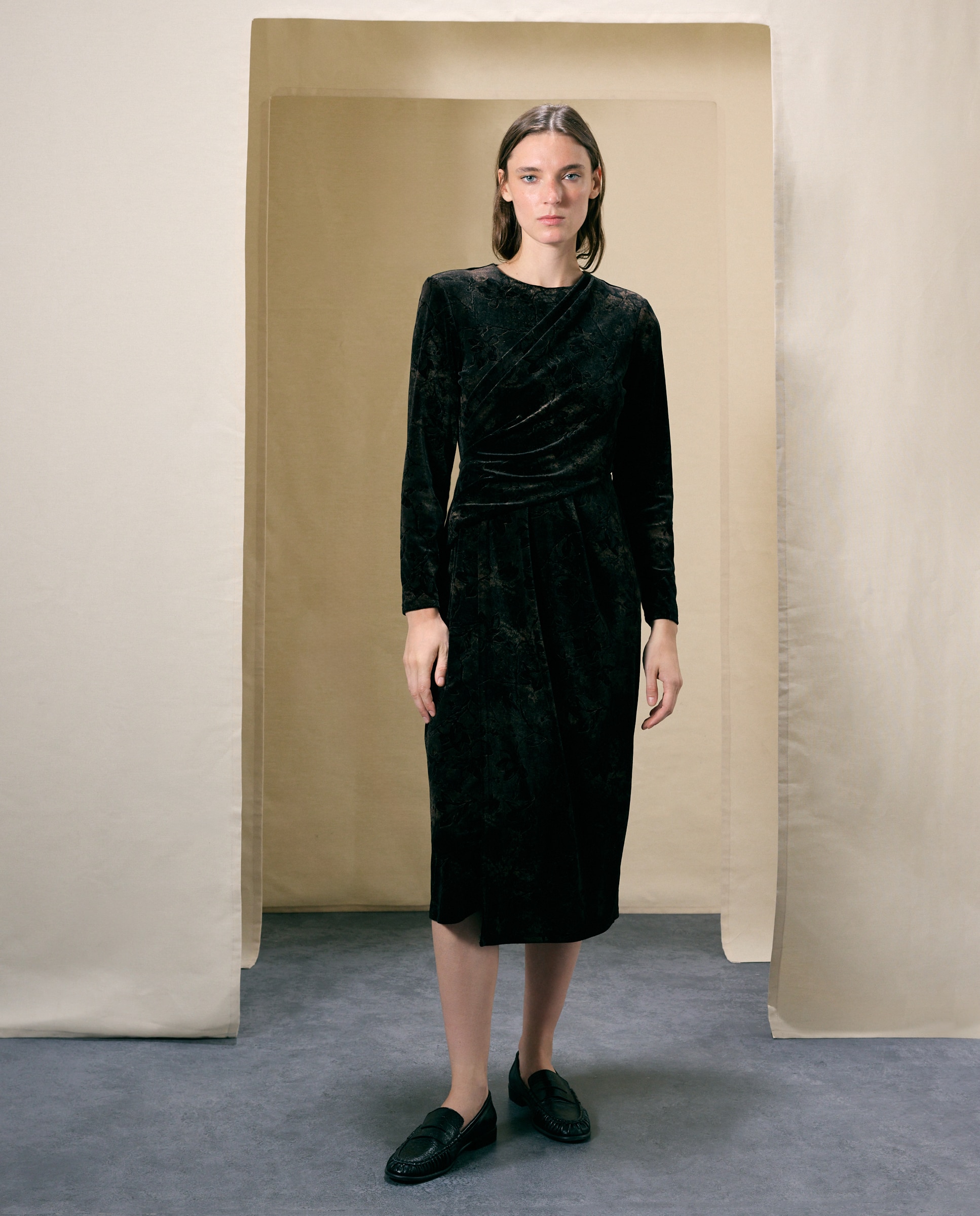 Vestido terciopelo drapeado - Woman El Corte Inglés - Negro Negro-2