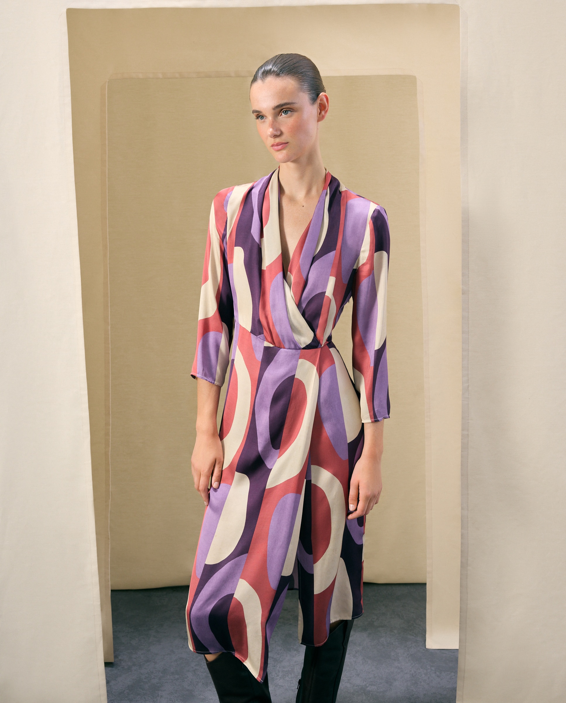 Imagen 0 de Vestido estampado posicional óvalos Rosa