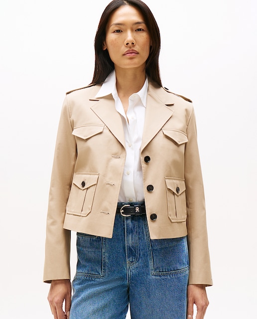 Imagen 0 de Chaqueta de mujer corta estilo militar