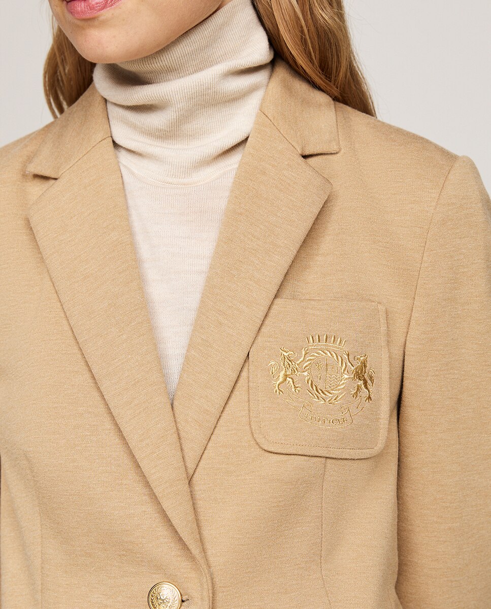 Blazer com Fecho de um Botão e Bolsos à Frente Castanho-claro-4