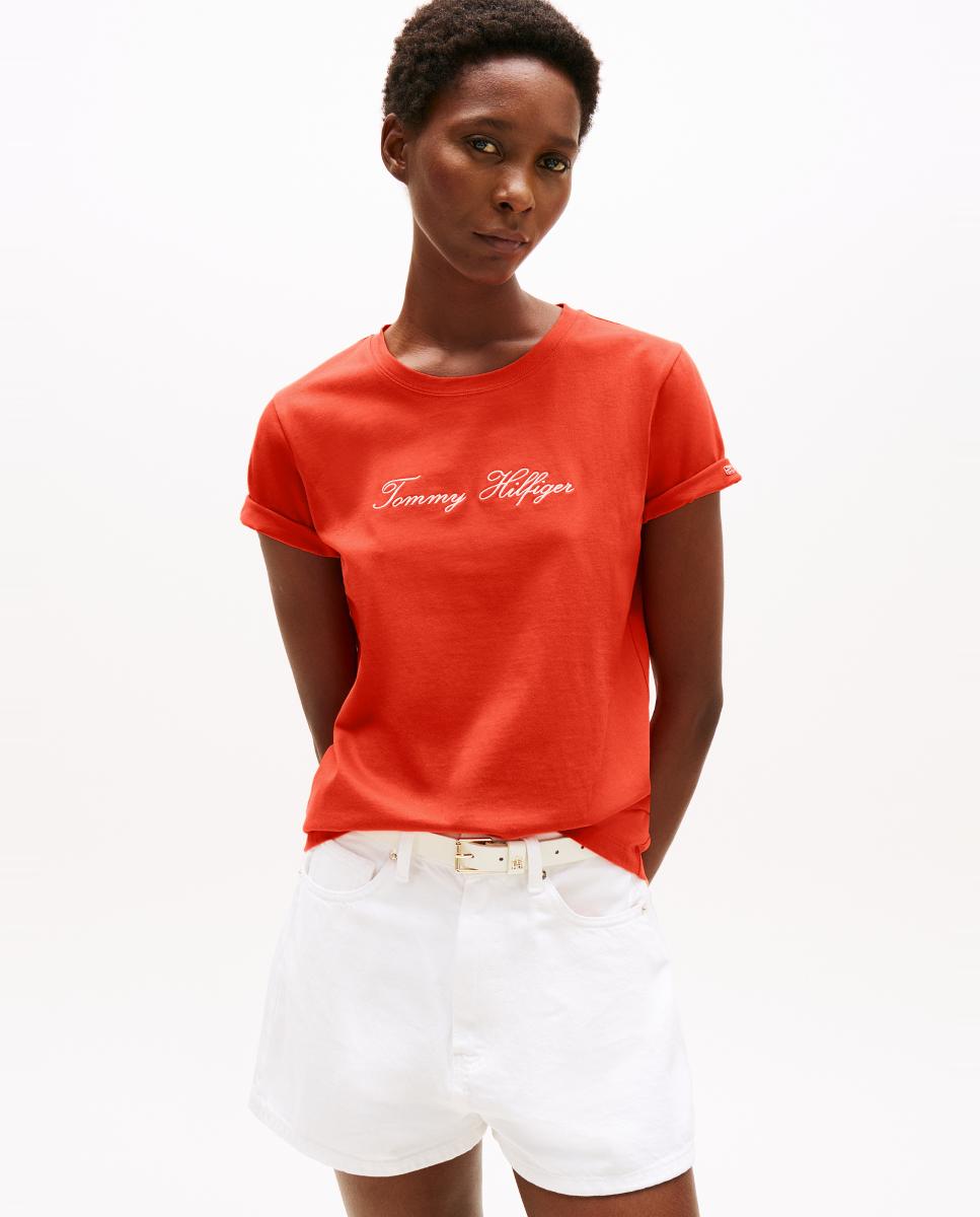 Tommy Hilfiger - Camiseta de mujer de manga corta con logo cursiva bordado.