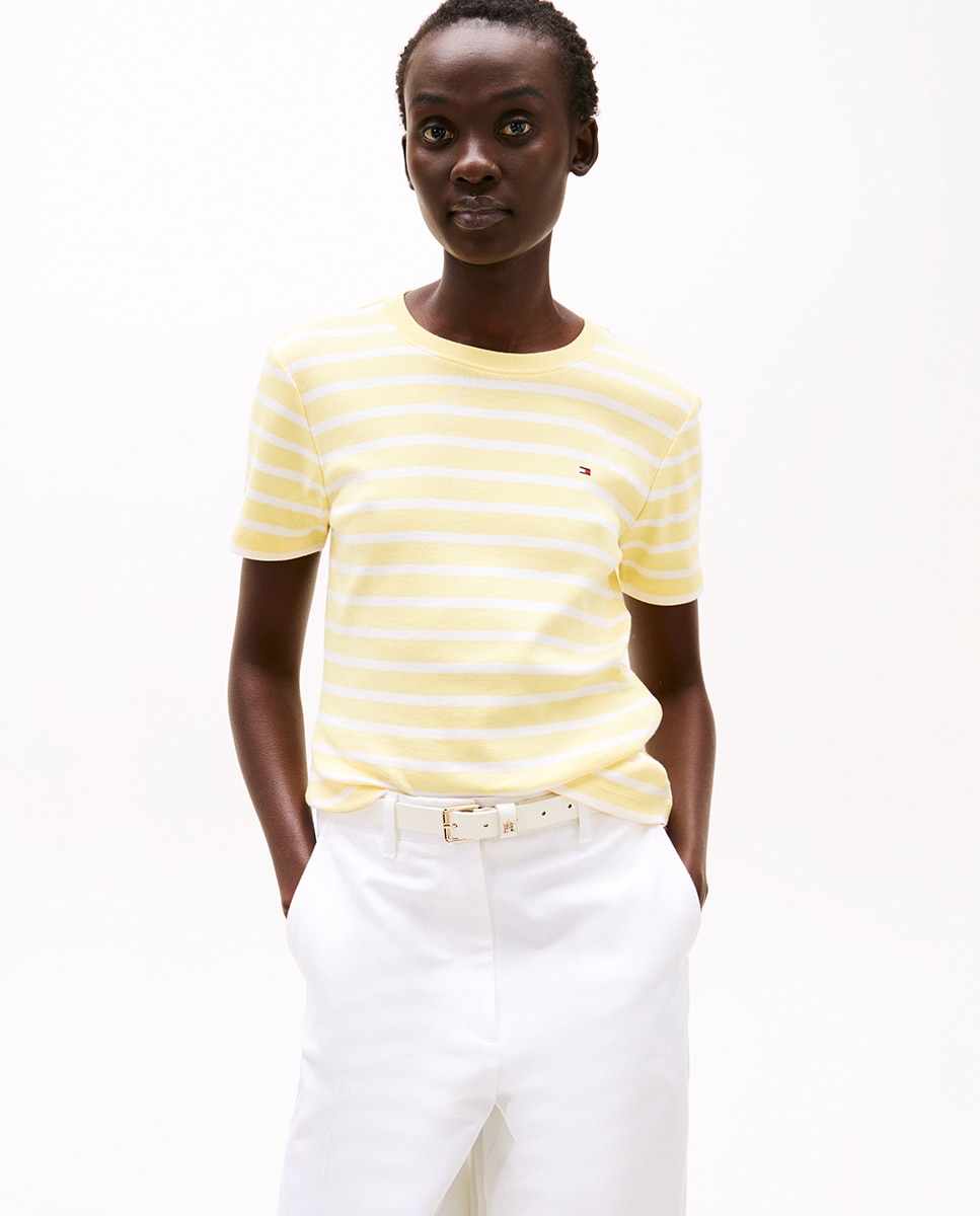 Camiseta de mujer de manga corta y cuello redondo · Tommy Hilfiger