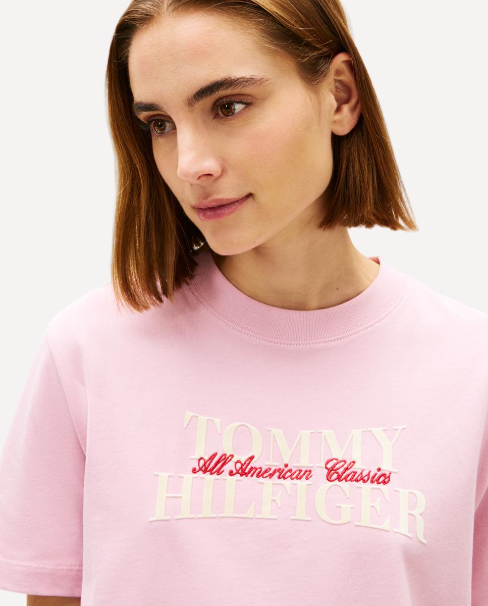 T-shirt com Logótipo Engomado Rosa-2