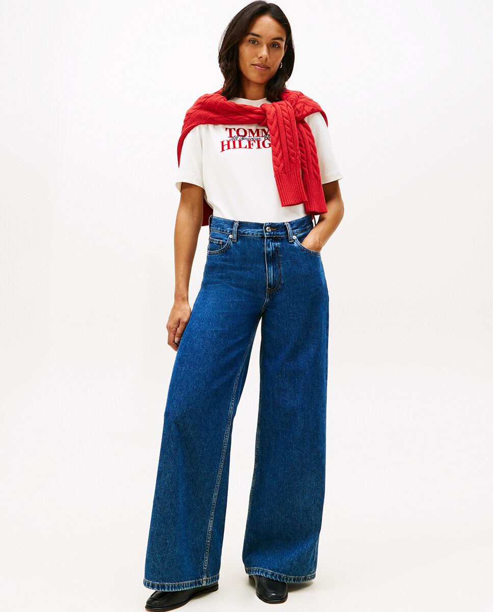 T-shirt com Logótipo Engomado Creme-8