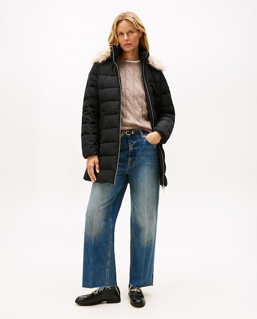 Imagem 0 de Blusão Acolchoado Comprido com Capuz e Pelo