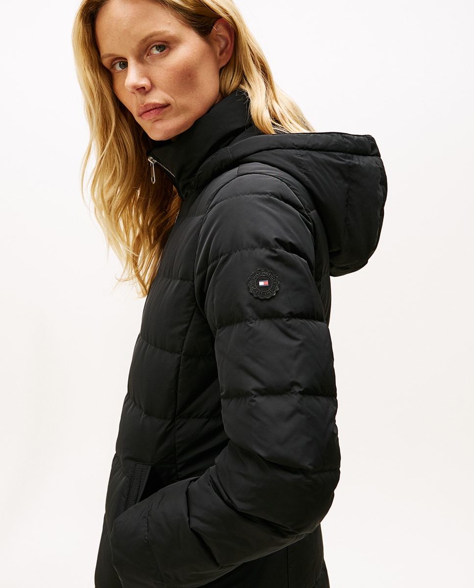 Blusão Acolchoado Comprido com Capuz e Pelo Preto-4