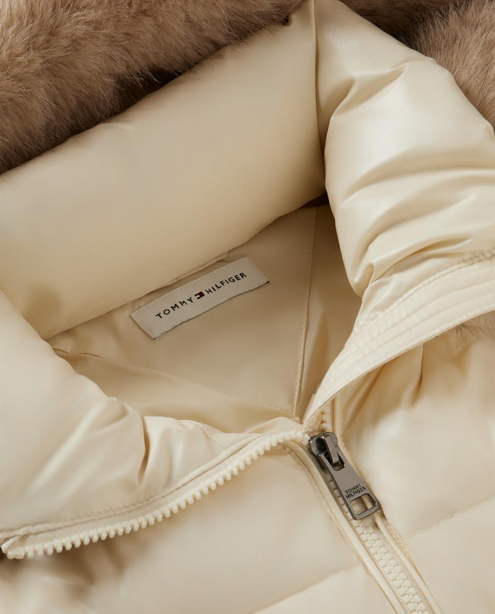 Imagen 3 de Plumífero de mujer corto con pelo - Tommy Hilfiger - Crema Crema