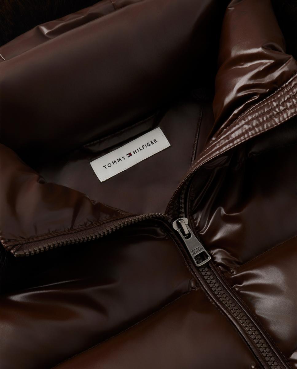 Imagen 3 de Plumífero de mujer corto con pelo - Tommy Hilfiger - Marrón oscuro Marrón oscuro